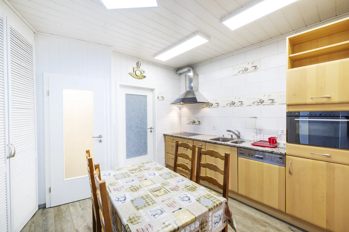 Casa di 4.5 stanze nel cuore della città di Aigle - Foto 3 di 11