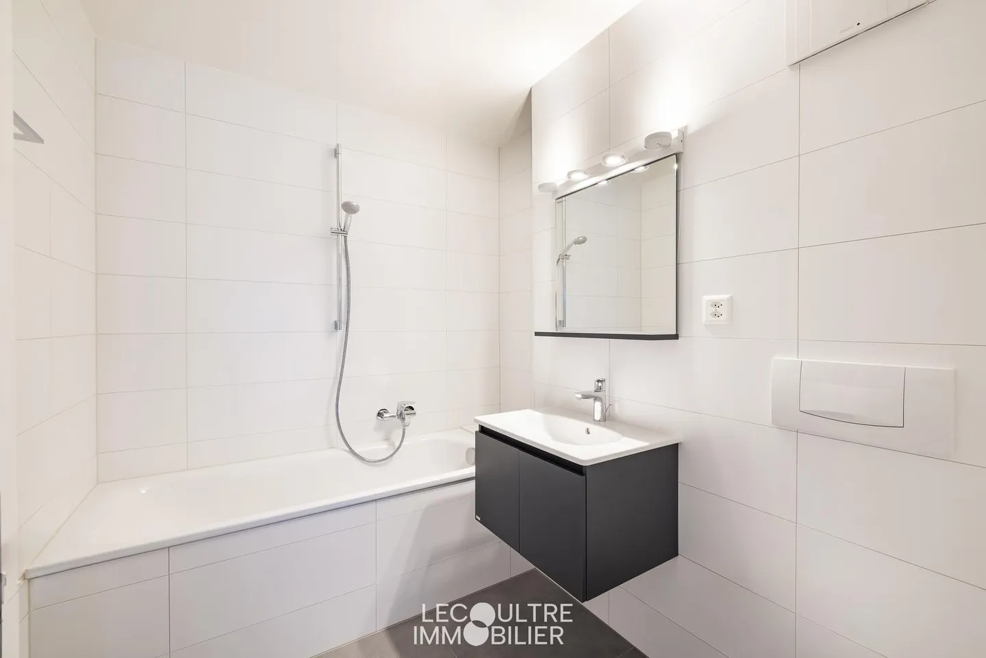 Ollon VD - 2.5 Zimmerwohnung mit Parkplatz - EXKLUSIV - Foto 5 von 6