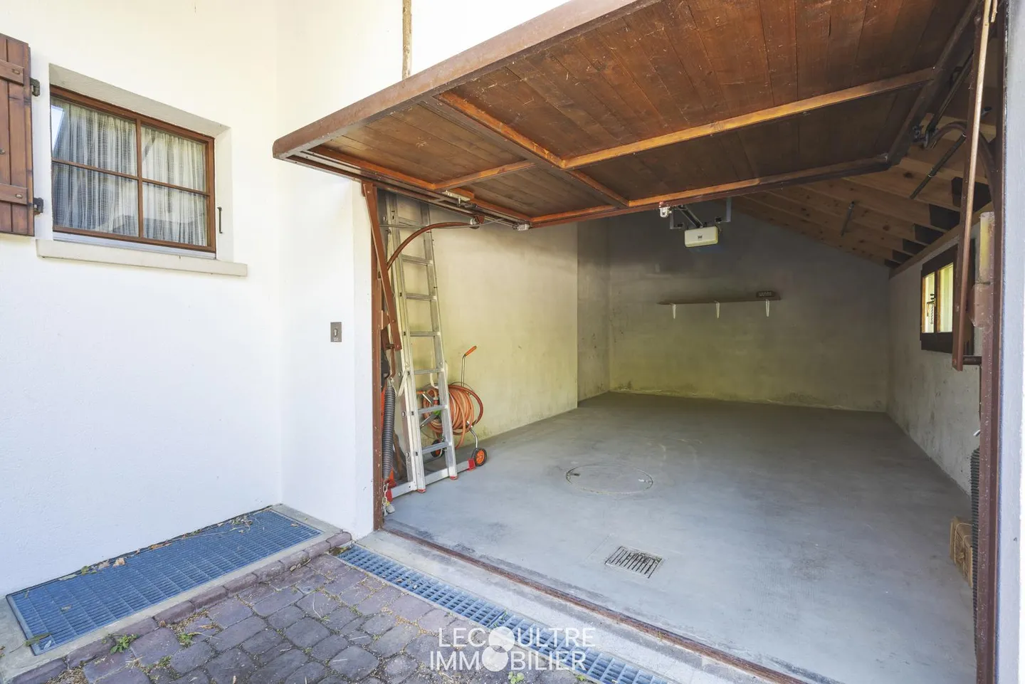 OLLOND VD - Propriété individuelle de 6.5 pièces avec garage et nombreuses places de parc - Photo 12 sur 13