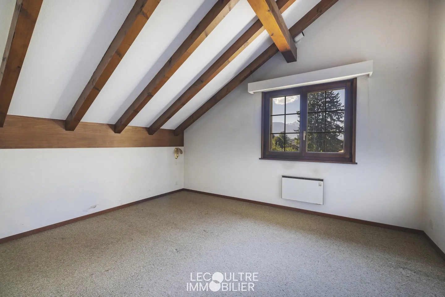 OLLOND VD - Propriété individuelle de 6.5 pièces avec garage et nombreuses places de parc - Photo 8 sur 13