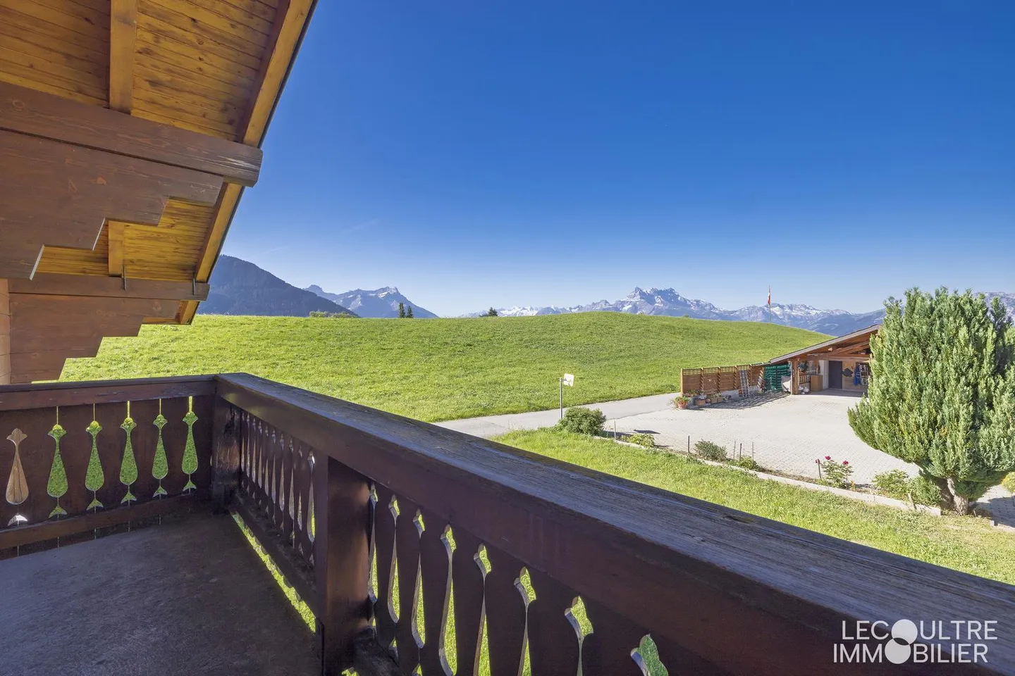 Leysin - Individuelles Chalet mit 4,5 Zimmern in begehrter Lage - Foto 7 von 9