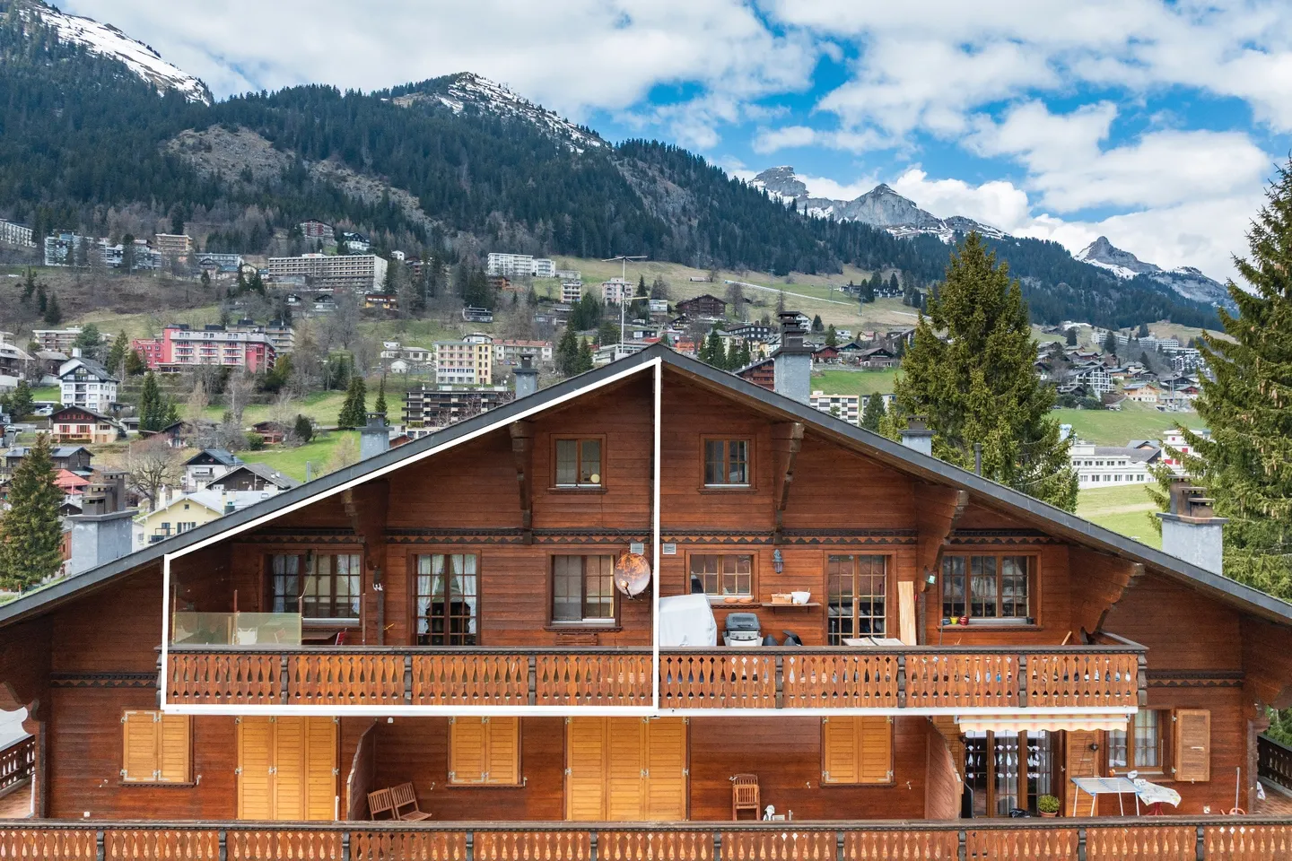 Duplex-Wohnung mit Innenparkplatz in Leysin - Foto 1 von 9