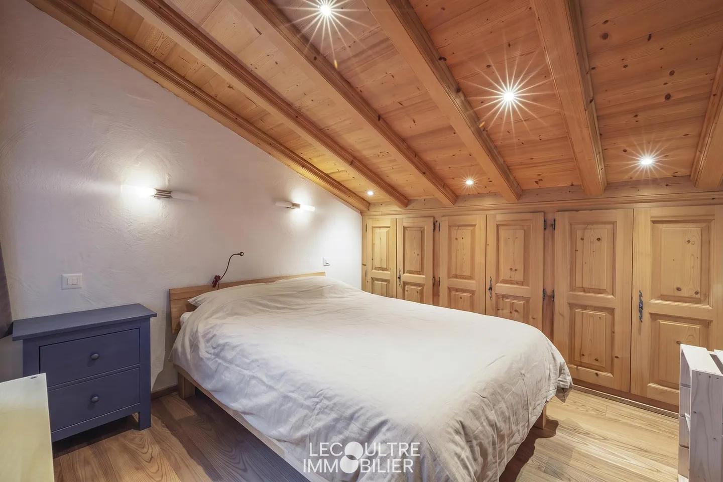 Attic apartment with 4.5 rooms - Les Diablerets - Photo 4 of 8