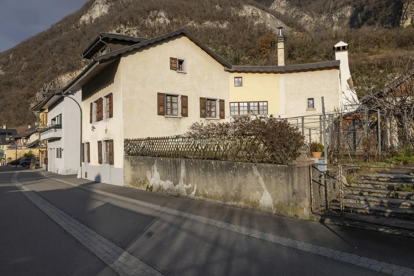 Roche - Casa a schiera di 5 stanze nel cuore del villaggio - Foto 9 di 9