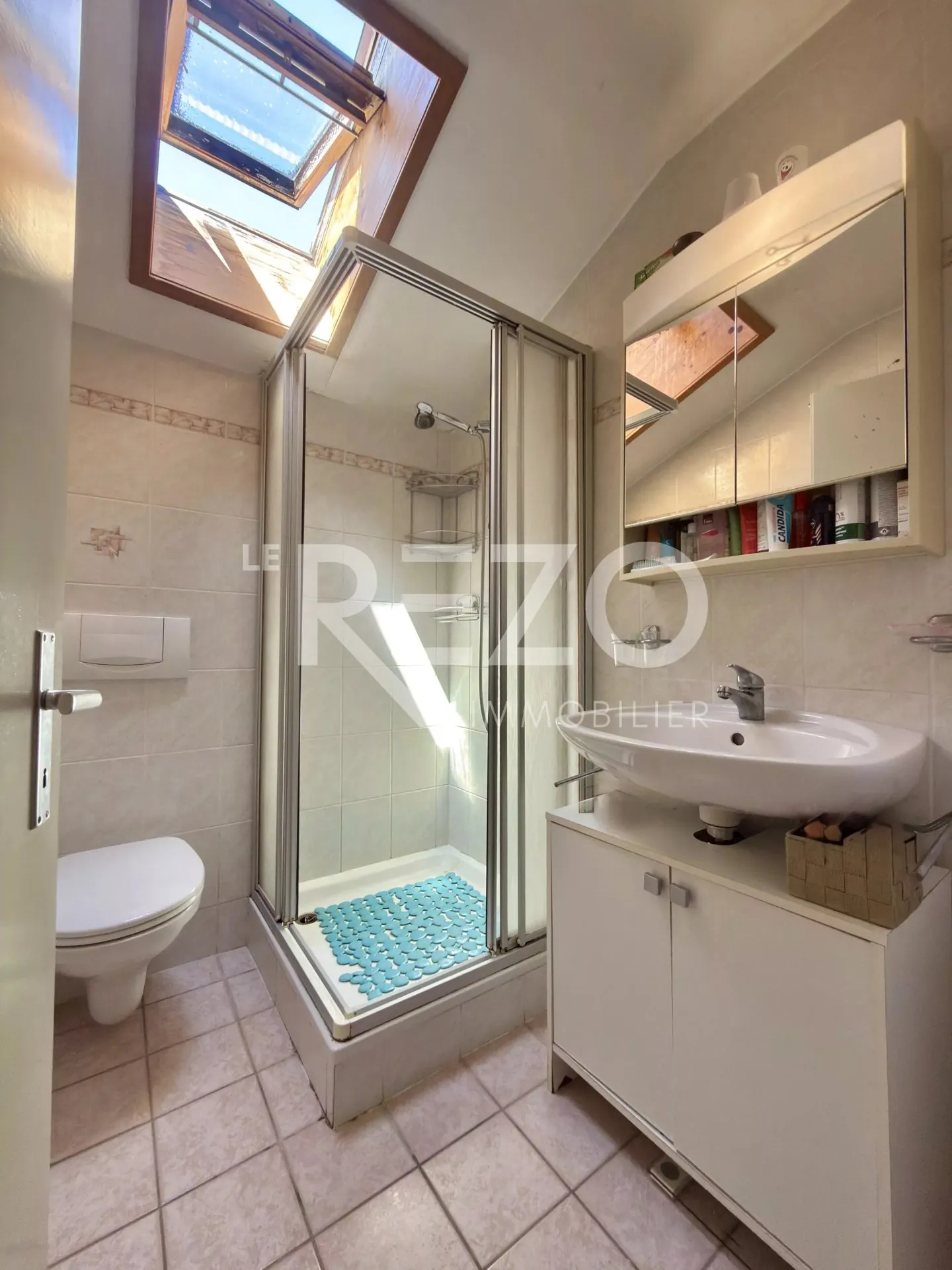 Bequemes Familienhaus auf großem Grundstück von 780m2. Réchy. - Foto 13 von 13