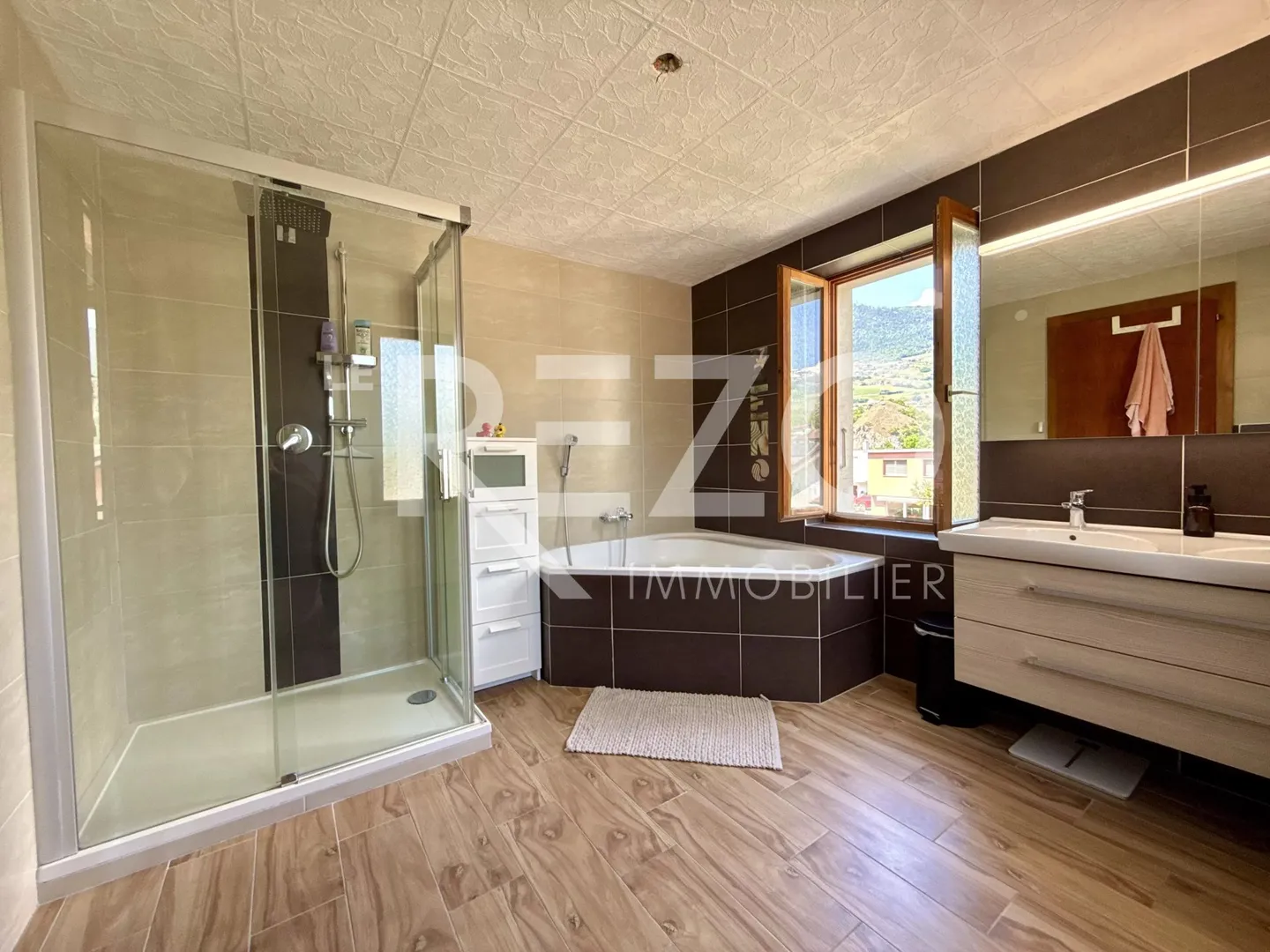 Spacieuse maison familale avec jardin arboré - 3977 Granges, Sierre. - Foto 11 di 13