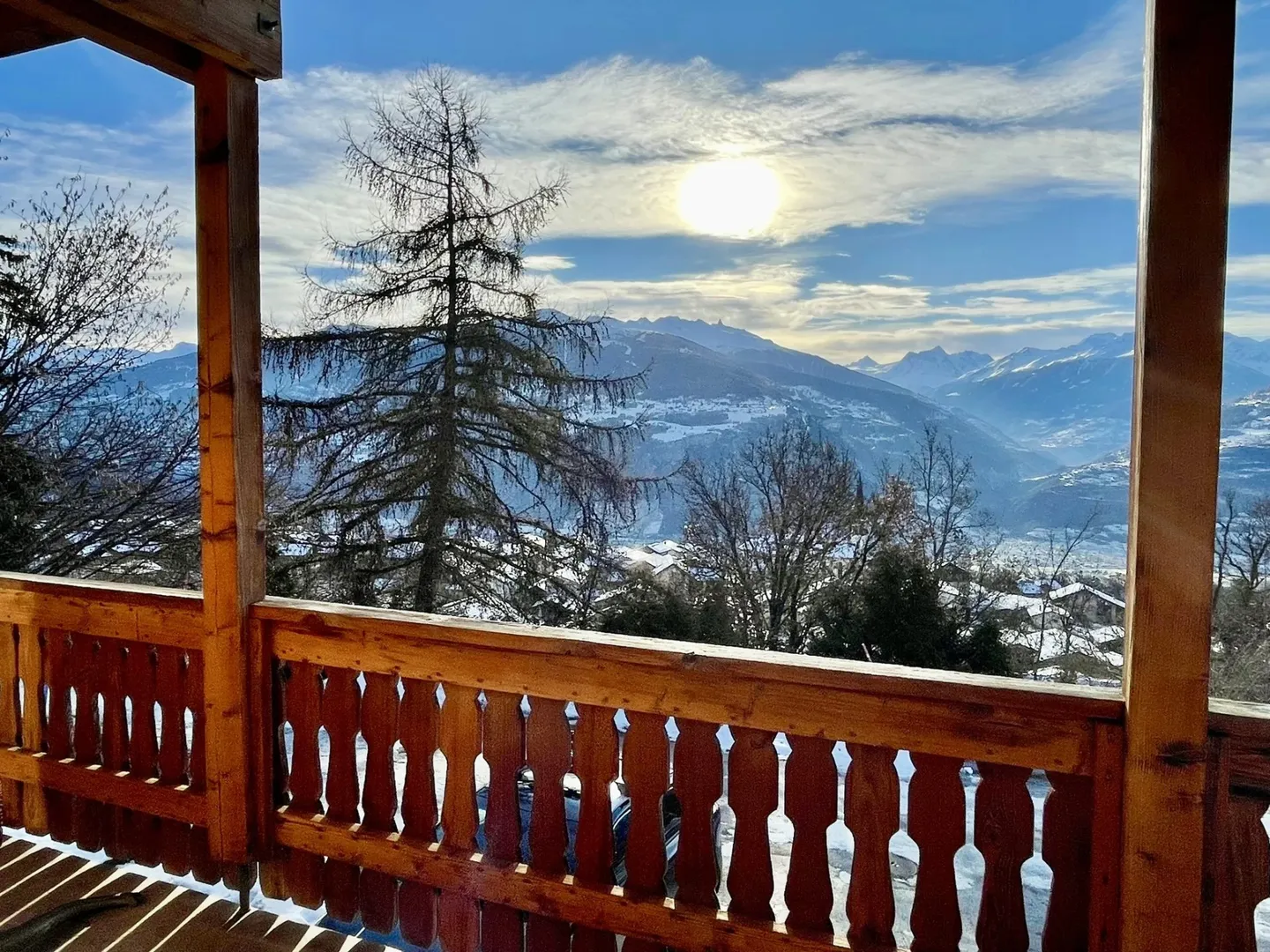 Beautiful chalet with two apartments - Photo 7 of 12