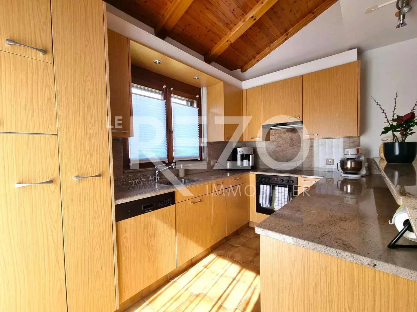 Villa indipendente Conthey - 282 m2 utili! - Foto 3 di 13