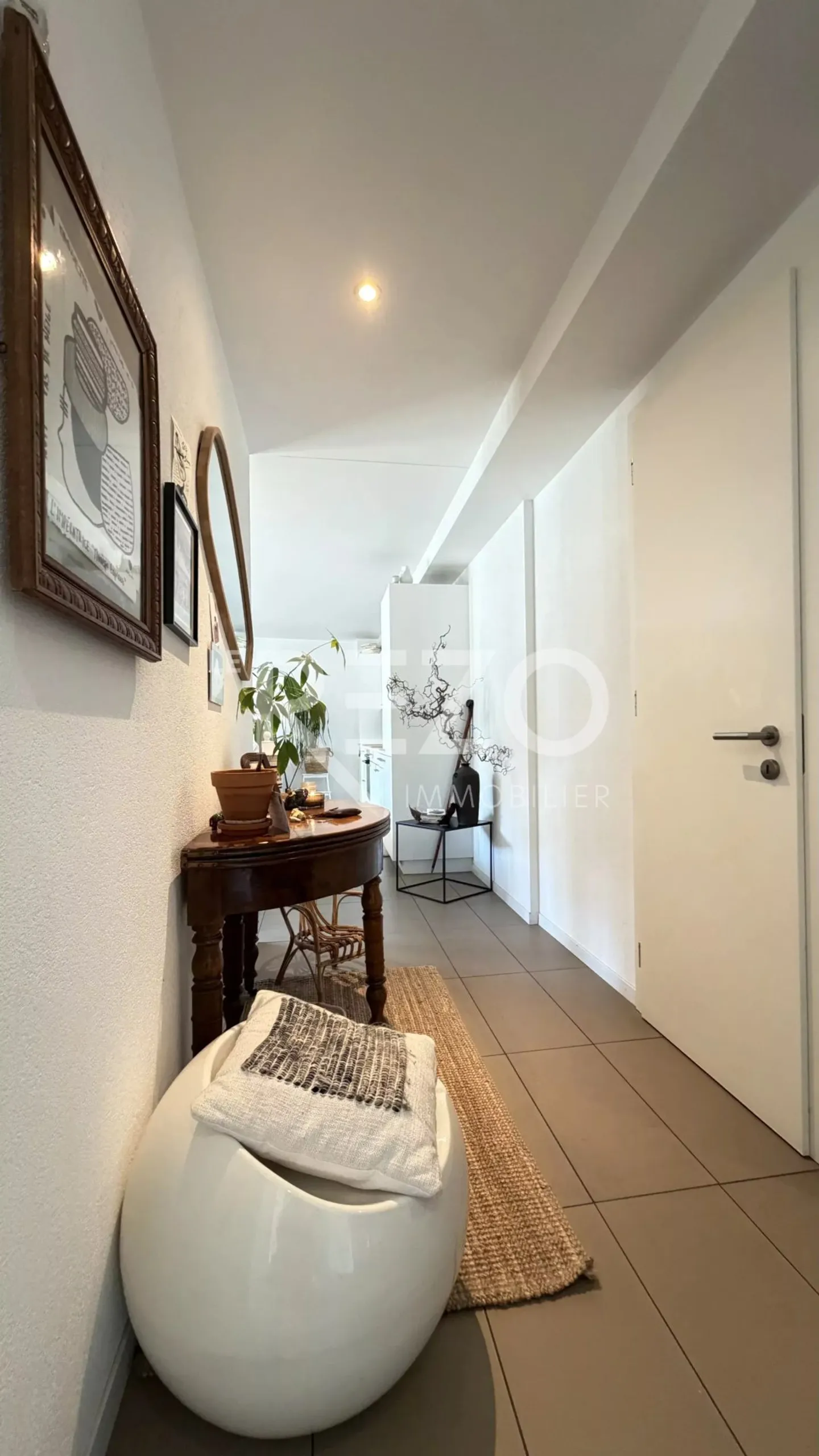 App. de 3,5 pces avec une une magnifique vue ! - Foto 5 von 12