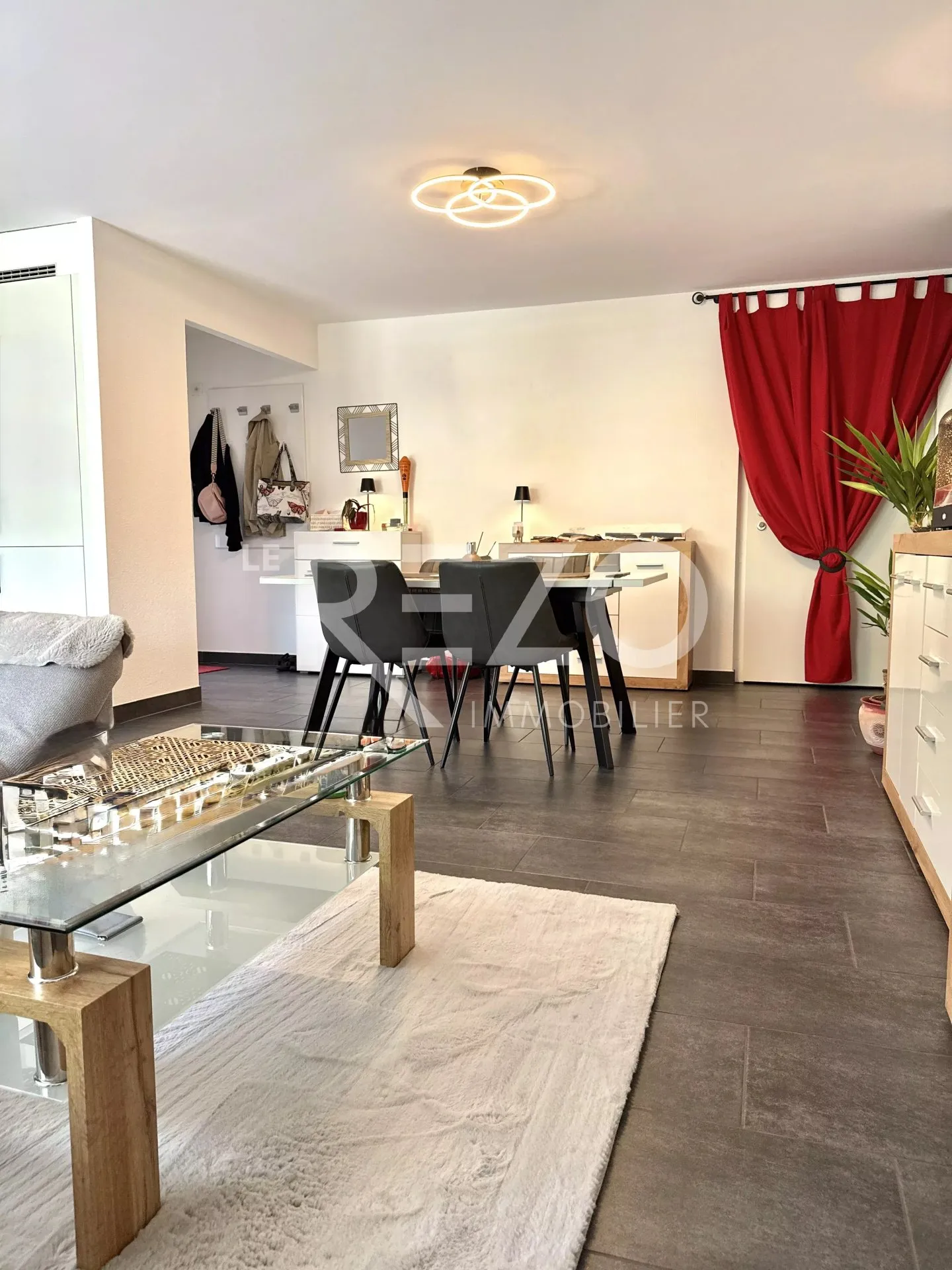 Appartamento confortevole di 3,5 locali con giardino. Vétroz, VS. - Foto 8 di 13