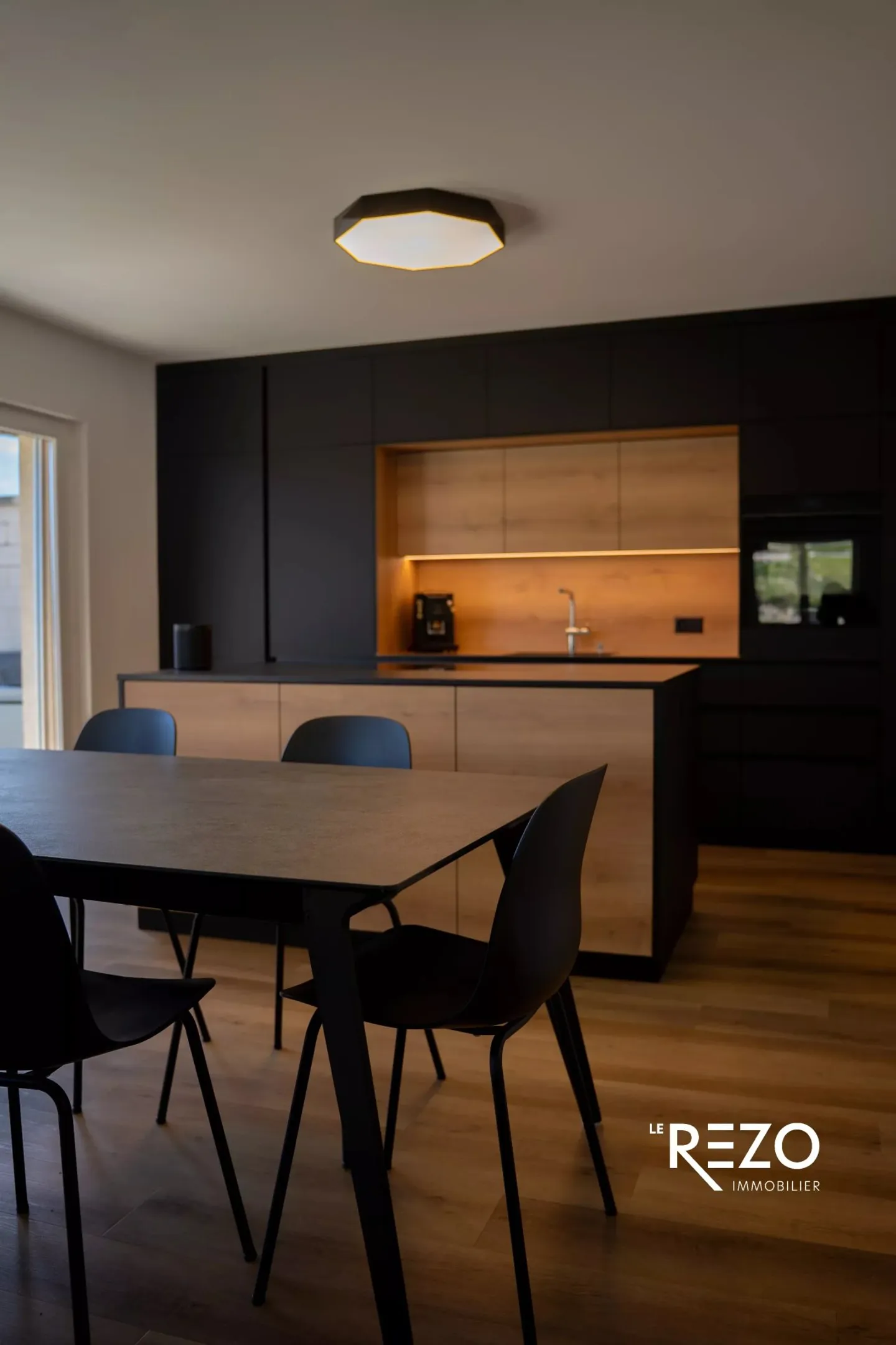 Superbo attico di 4,5 locali con vista panoramica. Veyras, Noble-Contrée, VS. - Foto 5 di 13