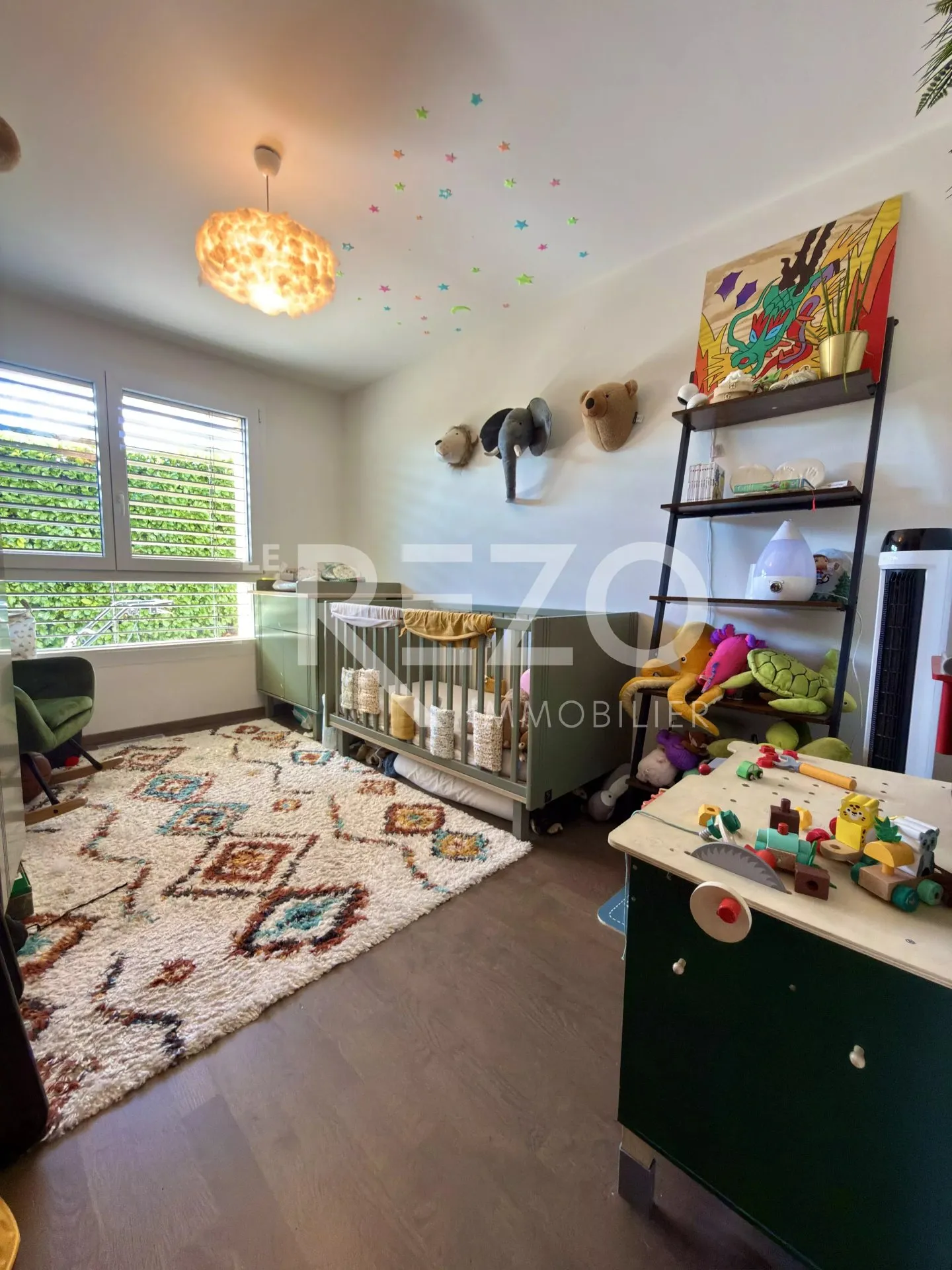 Superb 3.5-room apartment with large terrace, garden and panoramic view. SAVIÈSE, VS - Photo 10 of 13