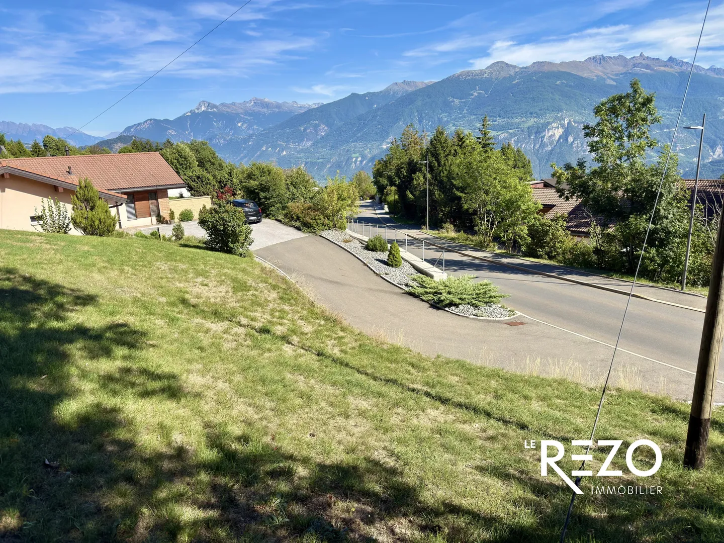 Terrain à bâtir avec vue panoramique - Photo 4 sur 7