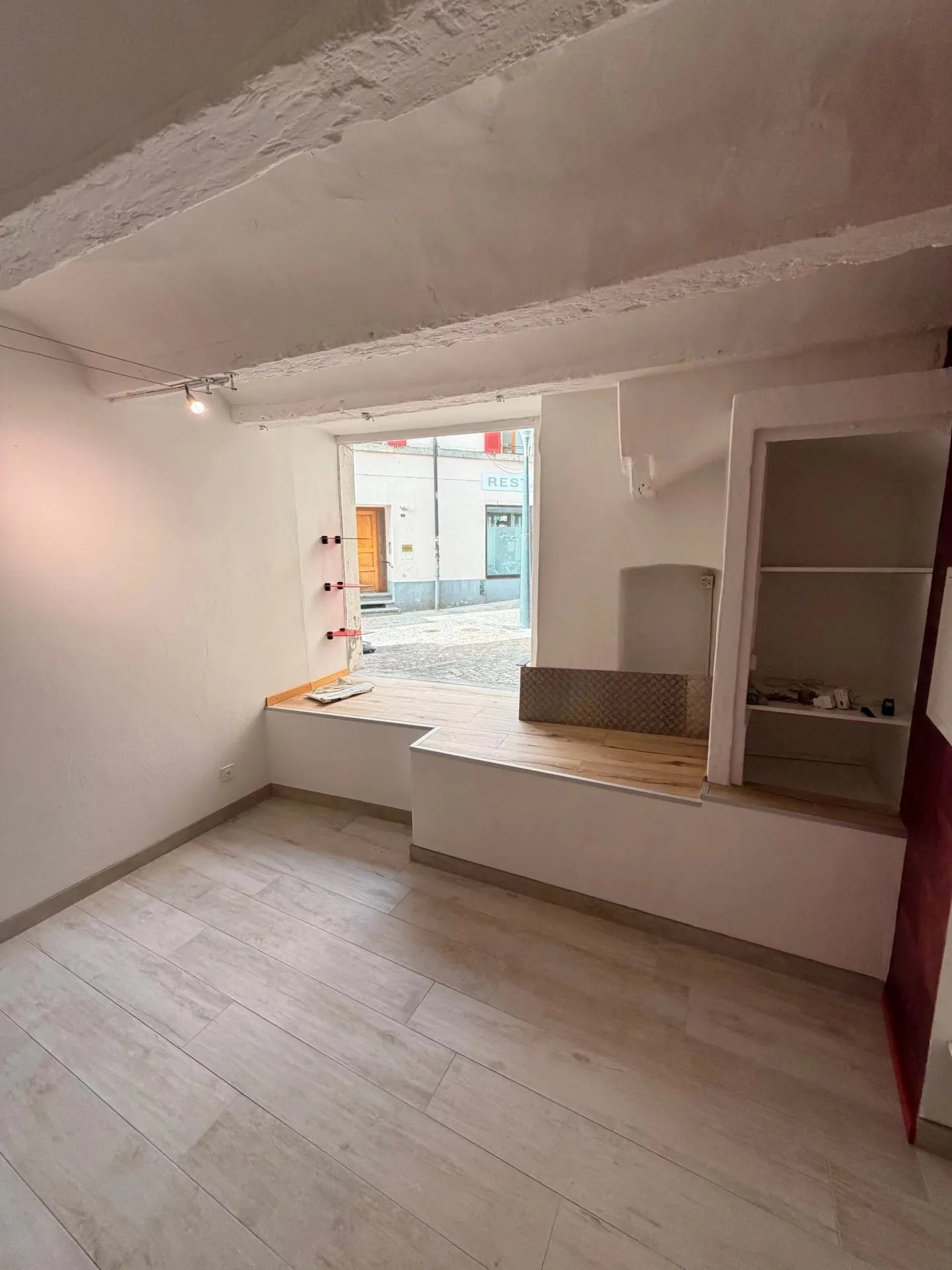 Local commercial à louer au coeur de la vielle ville de Sion - Foto 4 di 5