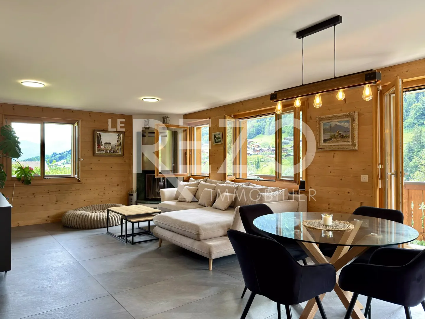 4,5-Zimmer-Wohnung mit grossem Balkon und Panoramablick. Troistorrents, VS - Foto 7 von 13