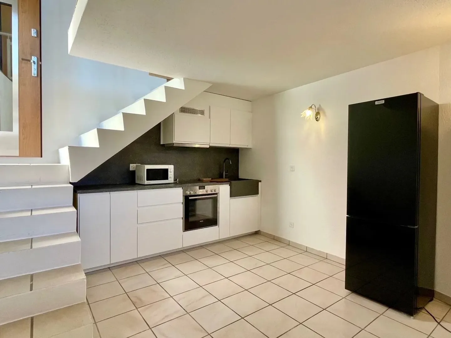 Duplex di 2 camere nel centro di Sierre - Foto 4 di 5
