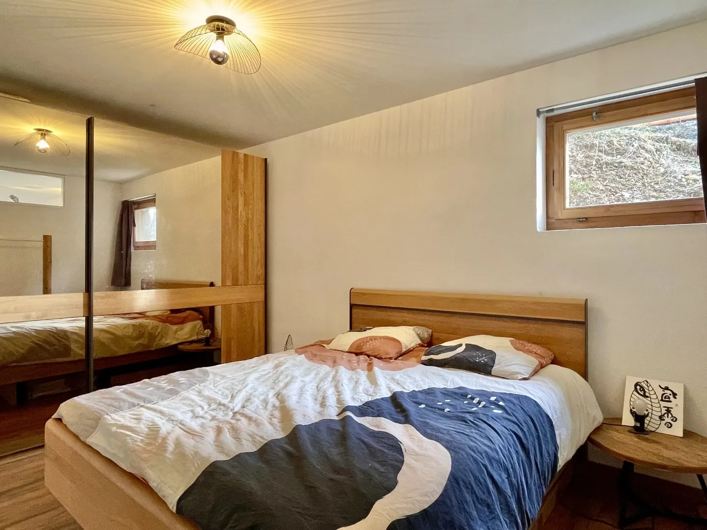 Beautiful chalet with two apartments - Photo 9 of 12