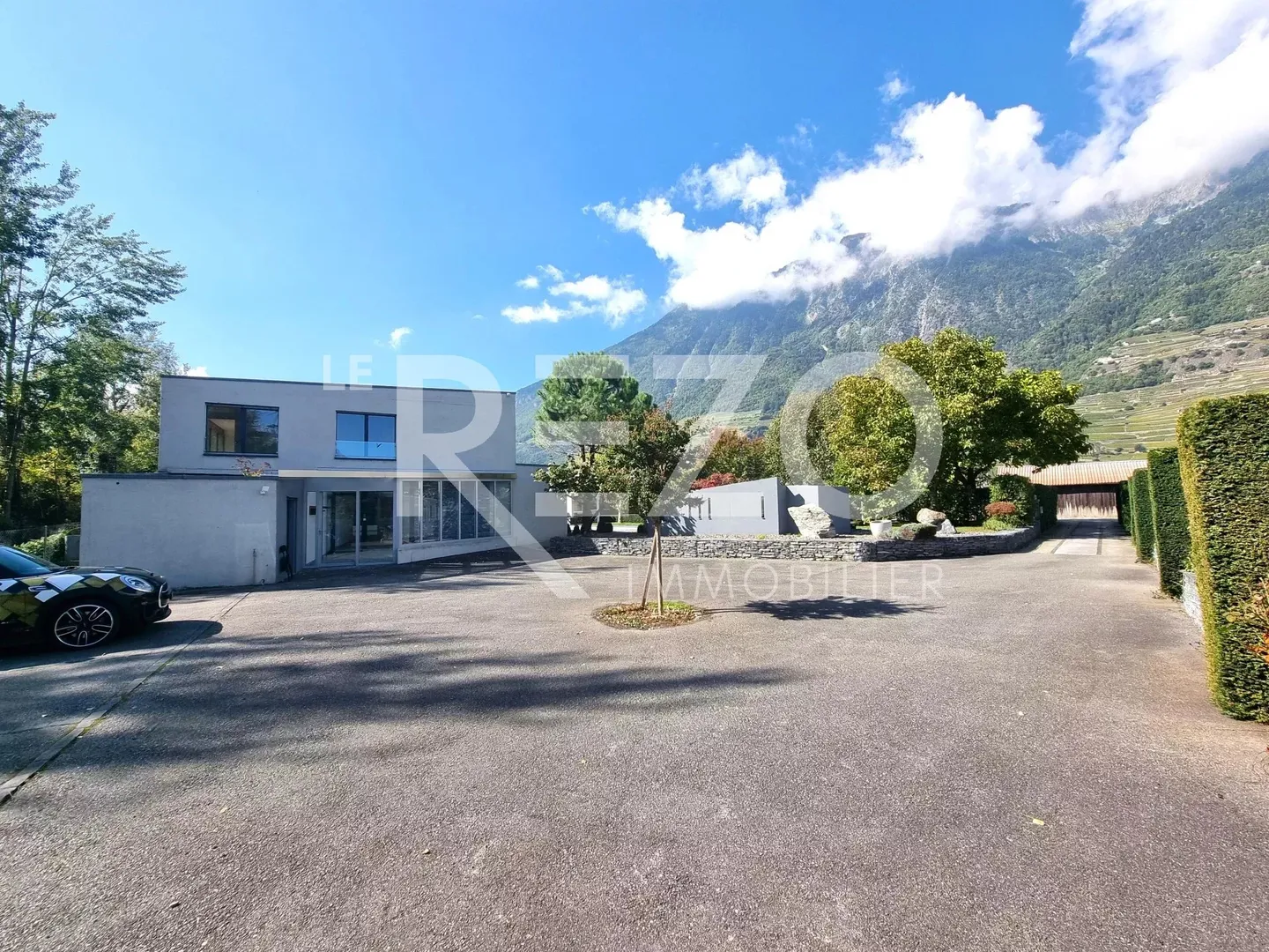 Villa progettata da un architetto con piscina e sauna - Fully - Foto 2 di 13