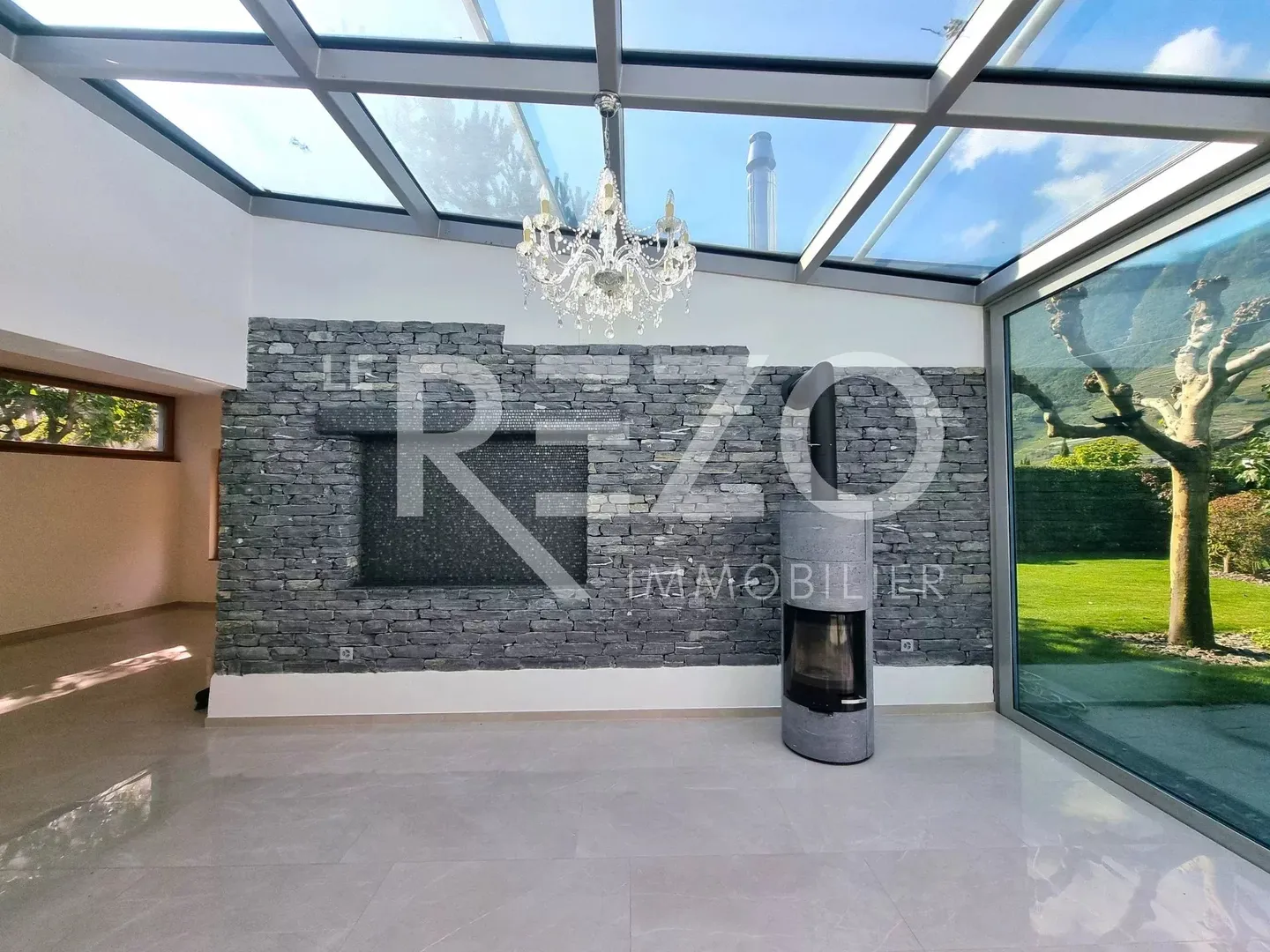 Villa progettata da un architetto con piscina e sauna - Fully - Foto 5 di 13