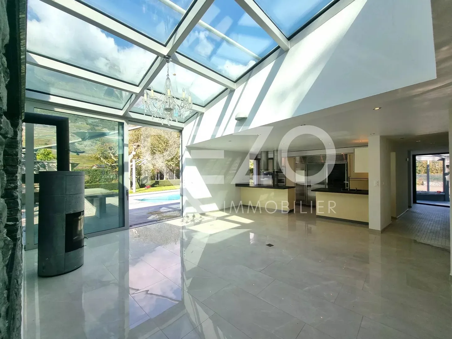 Villa progettata da un architetto con piscina e sauna - Fully - Foto 3 di 13