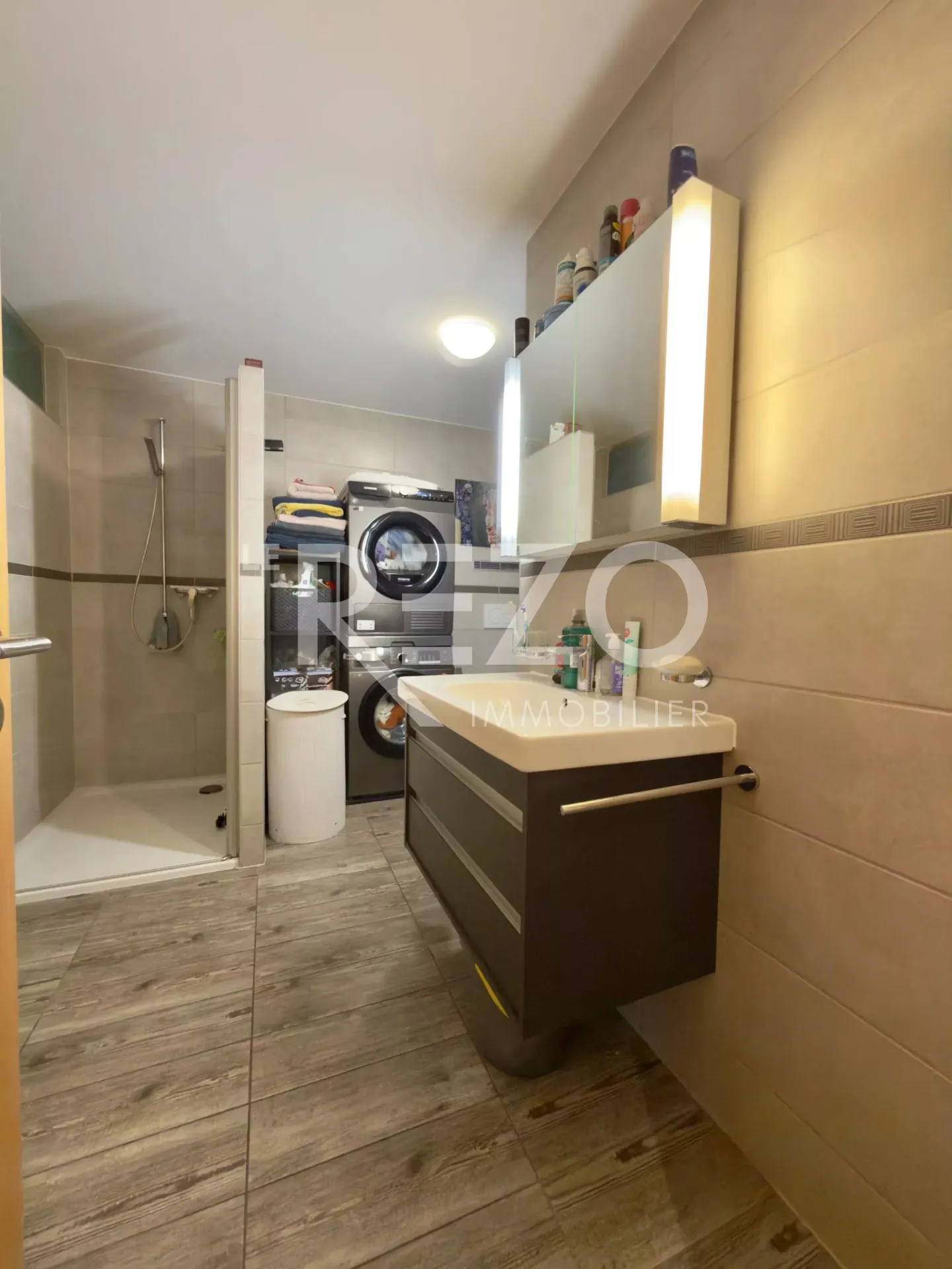 Superb 3.5-room apartment with large terrace, garden and panoramic view. SAVIÈSE, VS - Photo 11 of 13
