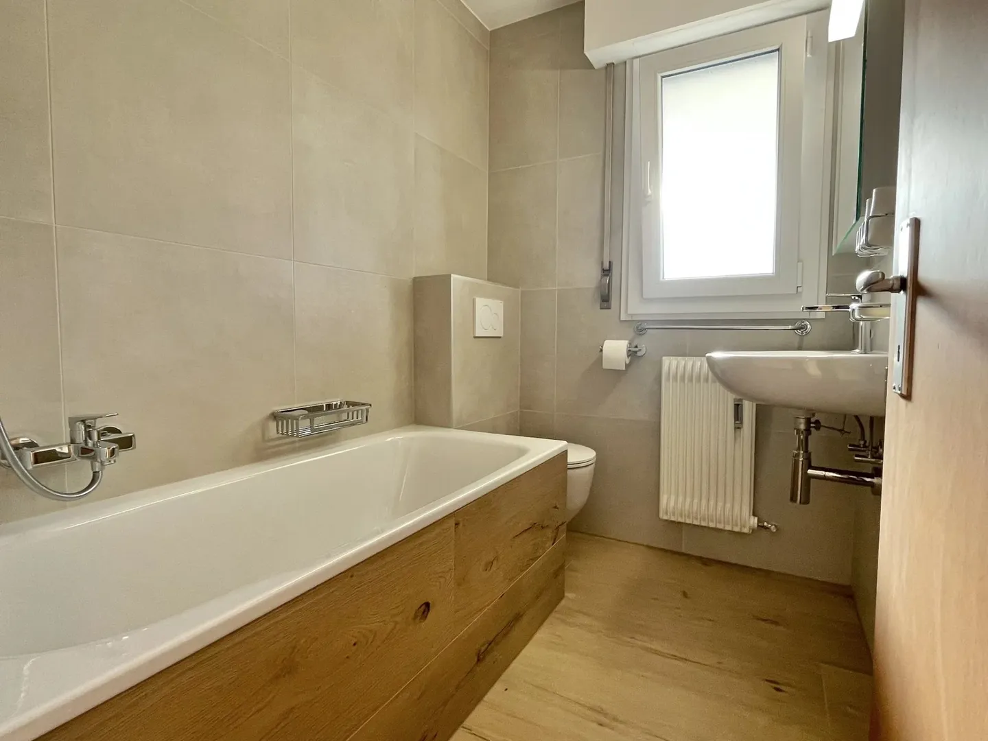 Hell und geräumig - Foto 3 von 6