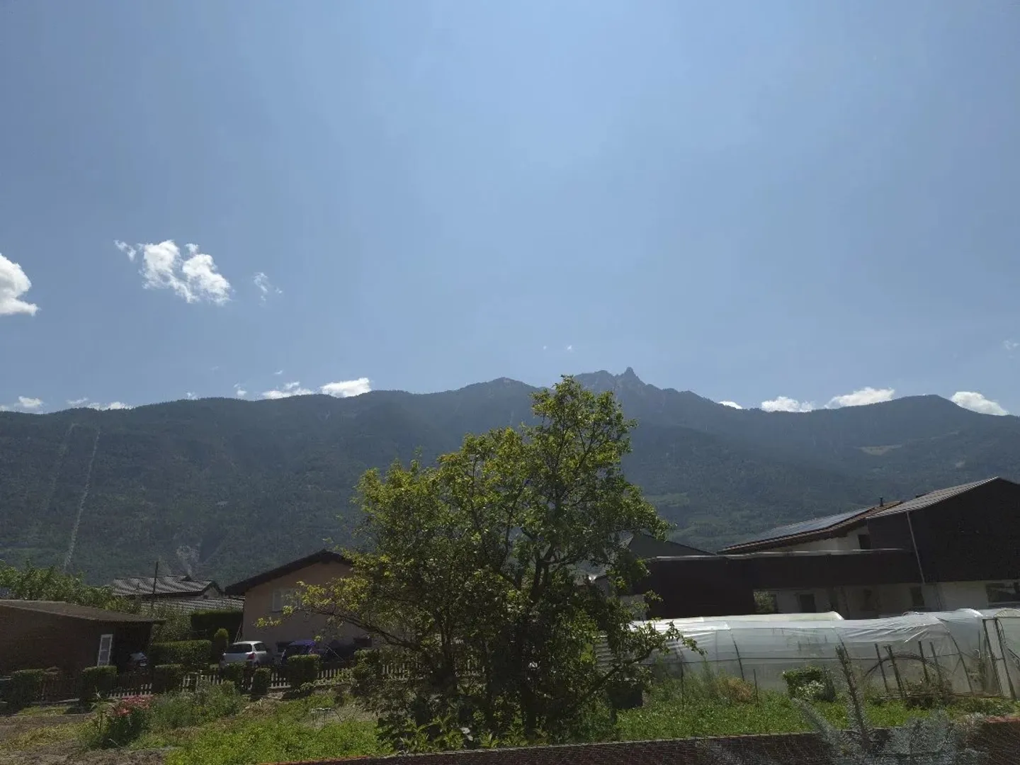 Incantevole appartamento di 2,5 locali al piano terra nel cuore di Saillon - Foto 11 di 12