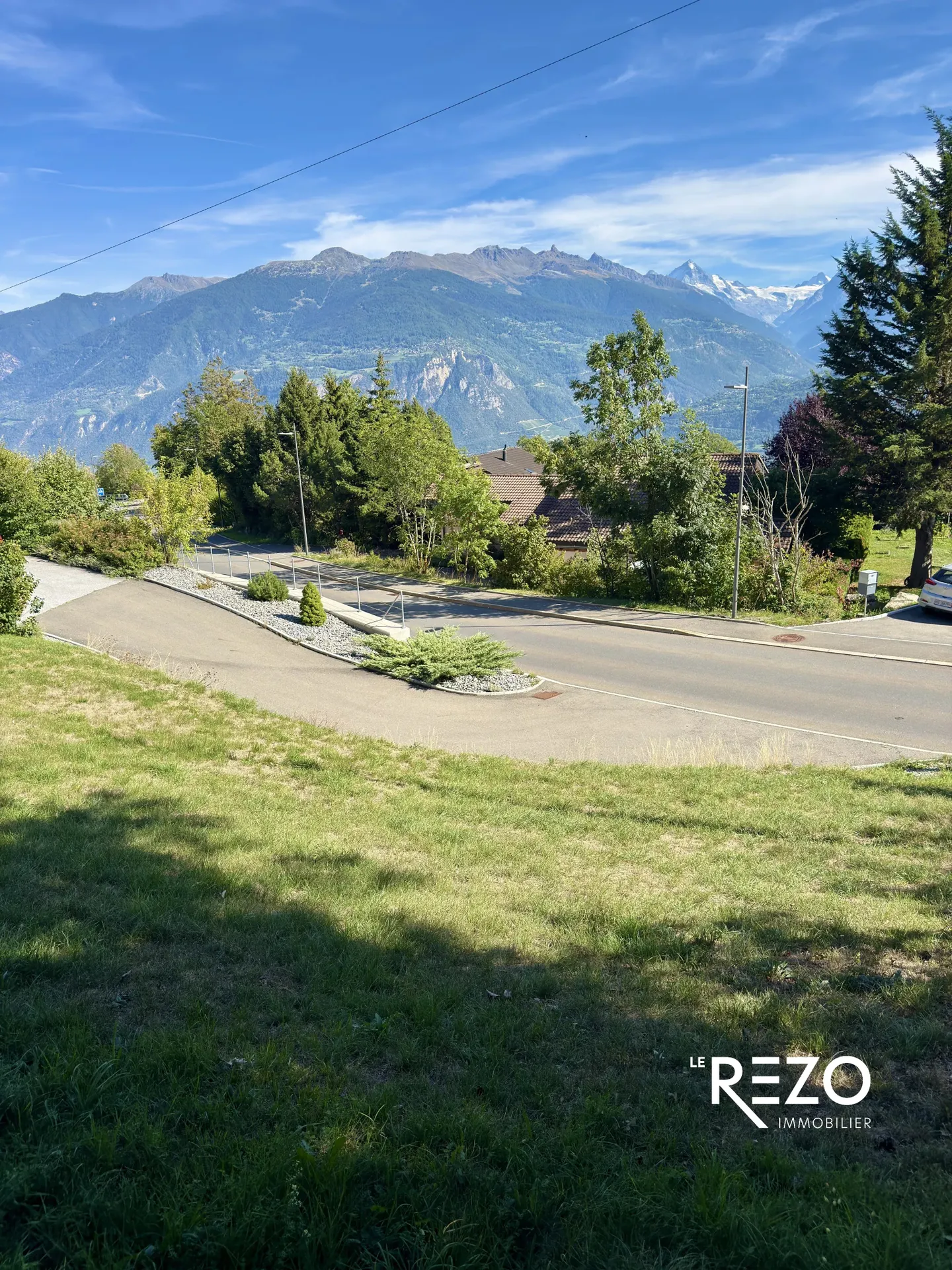 Terrain à bâtir avec vue panoramique - Photo 7 sur 7