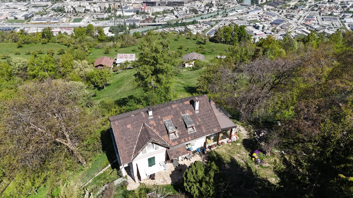 Haus und hervorragende Grundstücke - Foto 2 von 2