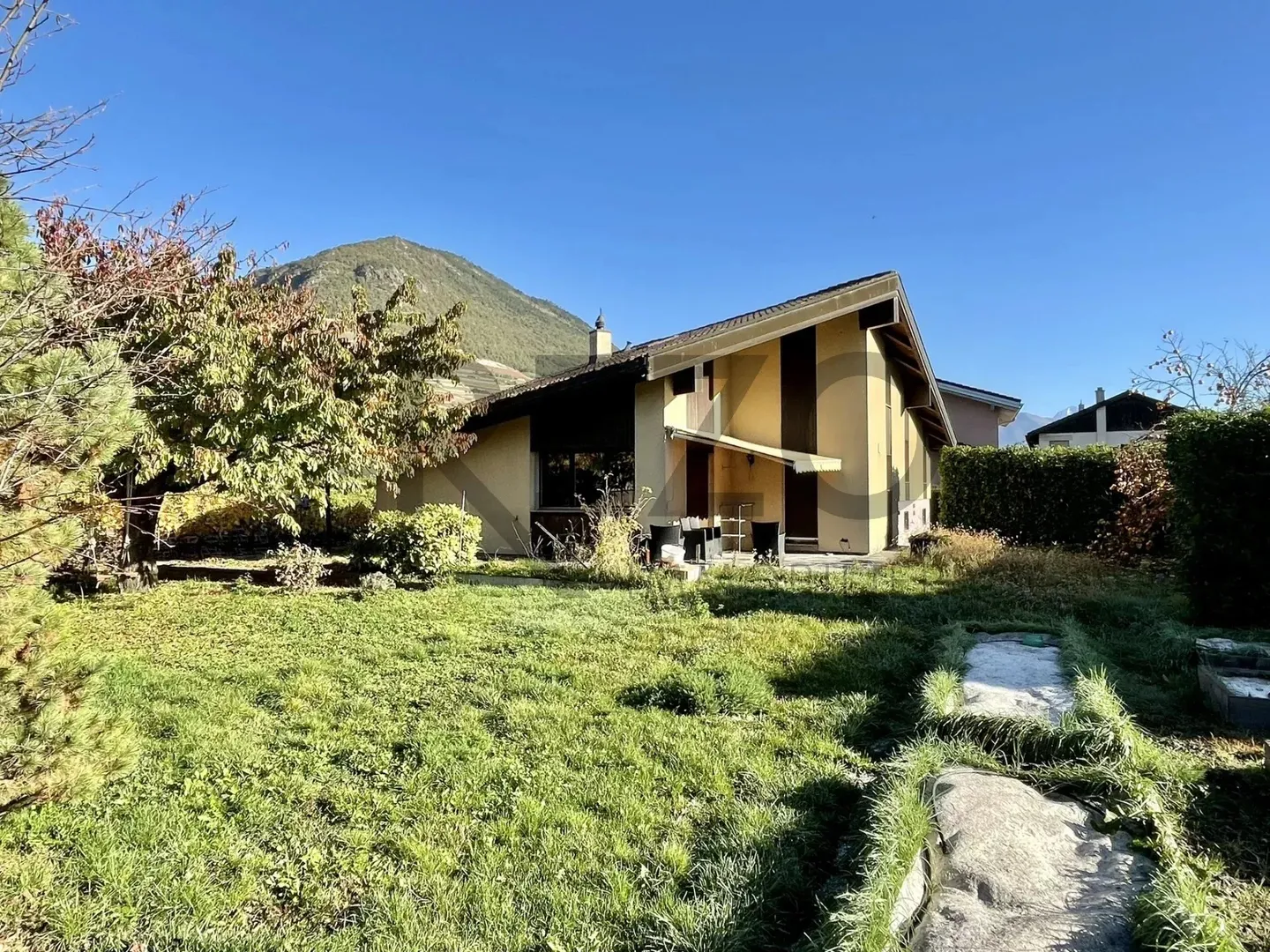 Magnifique villa au coeur de St Léonard - Foto 1 di 9