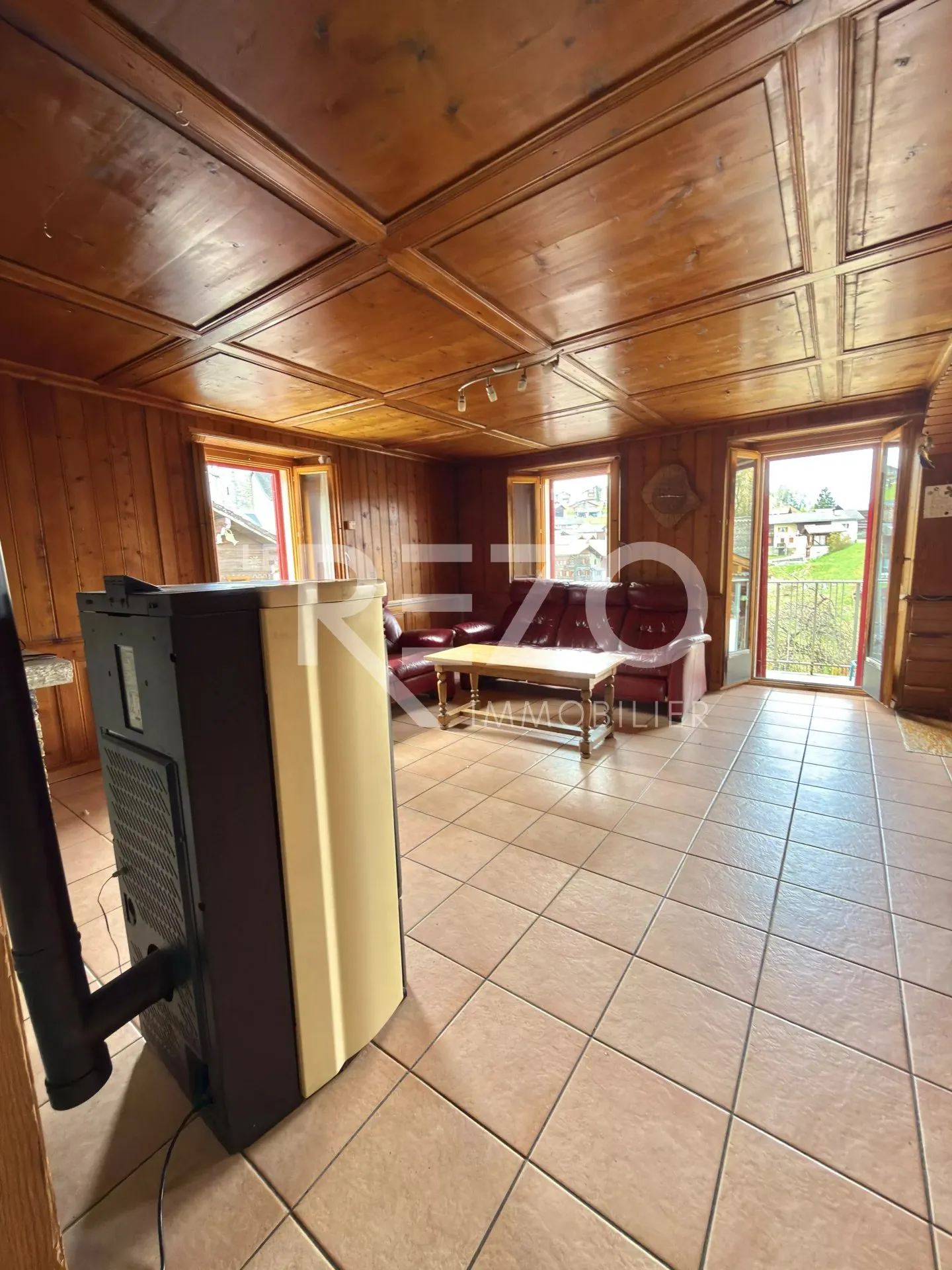 Attique 4.5 pièces avec garage et jardin, idéalement situé au coeur de Nax, Mont Noble. - Photo 7 of 13