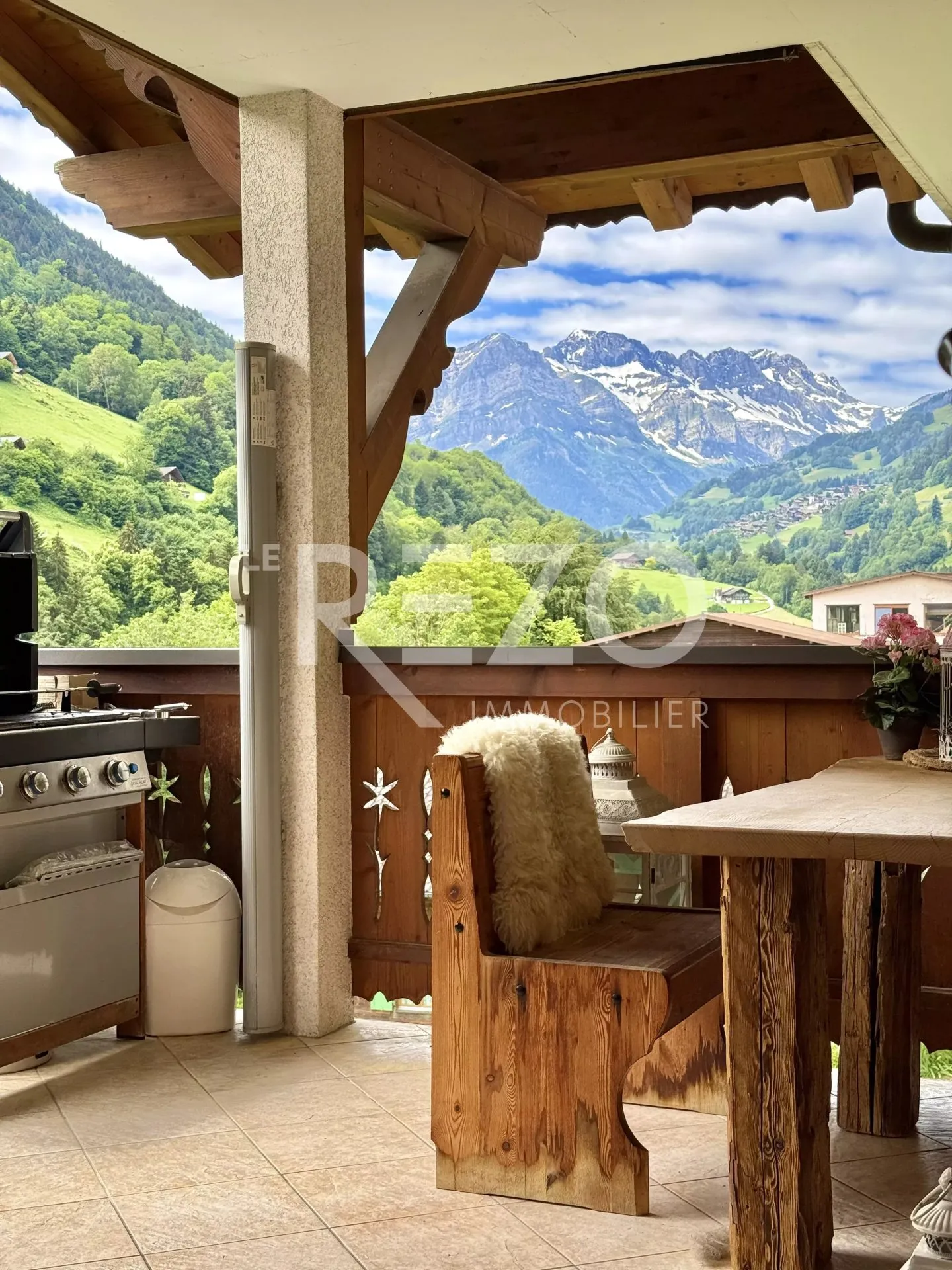 4,5-Zimmer-Wohnung mit grossem Balkon und Panoramablick. Troistorrents, VS - Foto 2 von 13