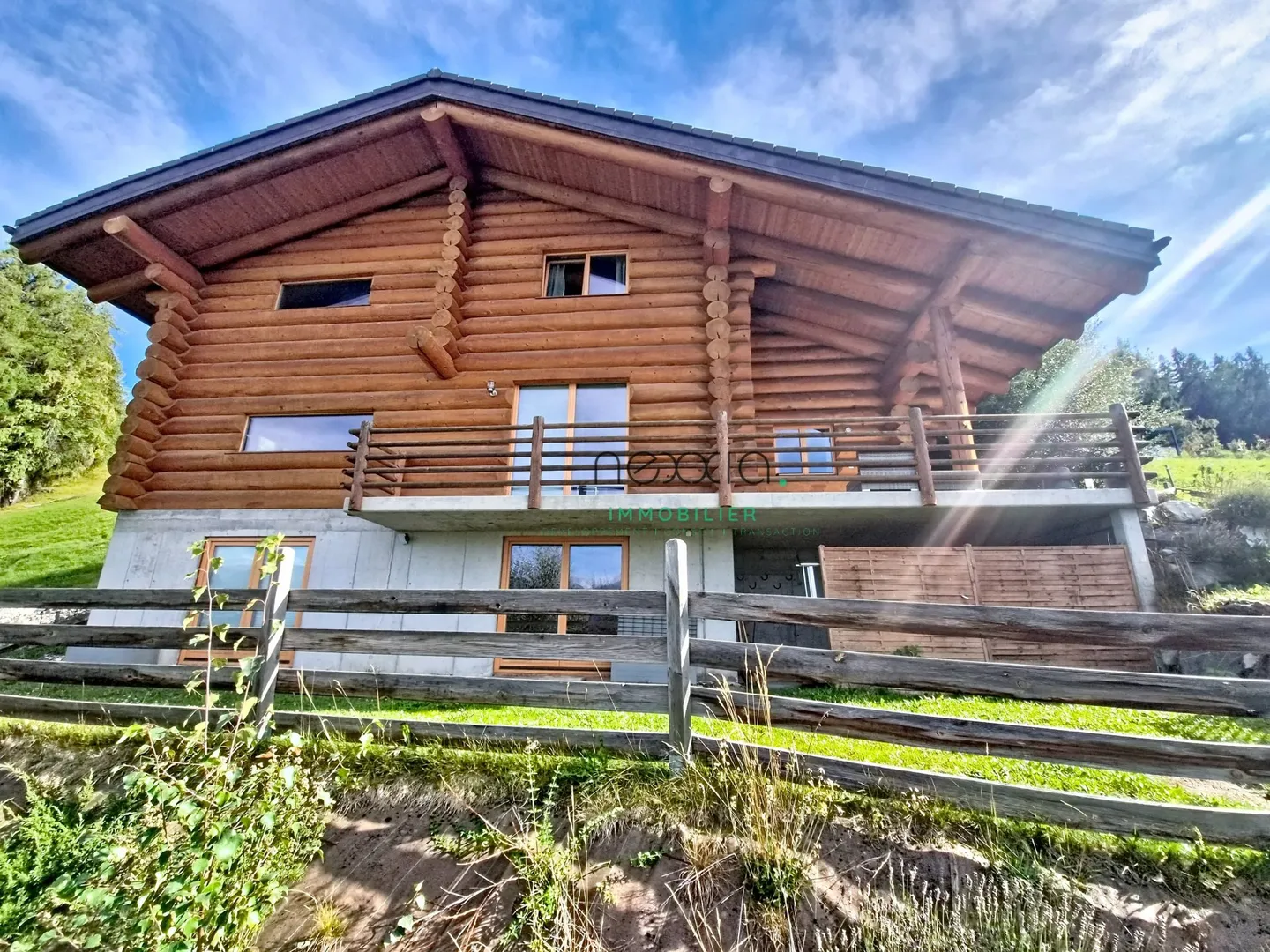 Magnifico chalet con vista panoramica a Nax - Foto 1 di 13