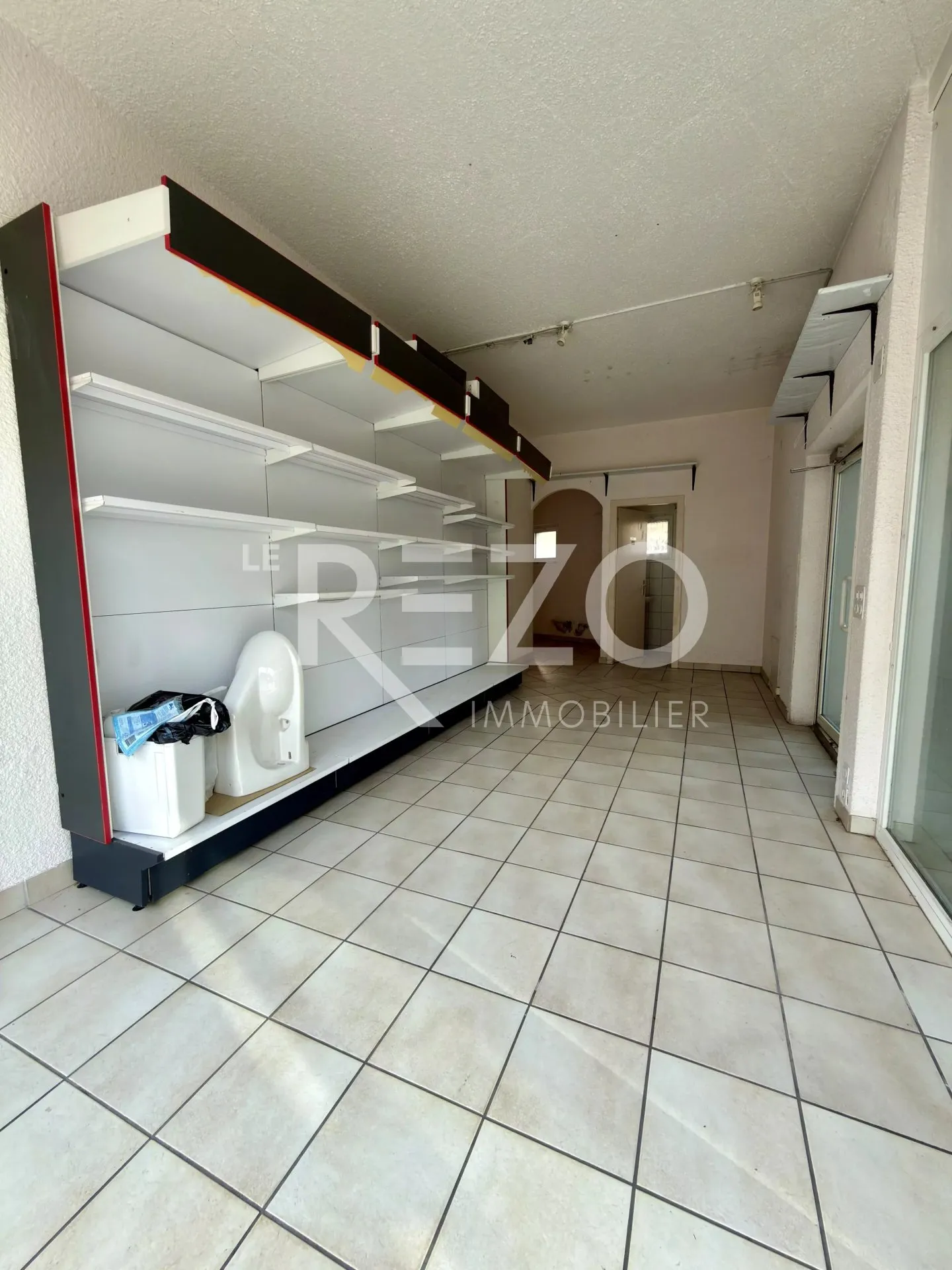 Commercial space with great visibility - Sierre - Photo 4 of 8