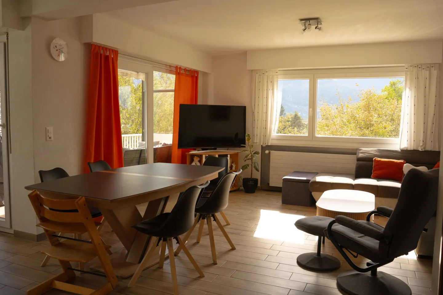 Maison Jumelée Spacieuse - Photo 3 sur 13