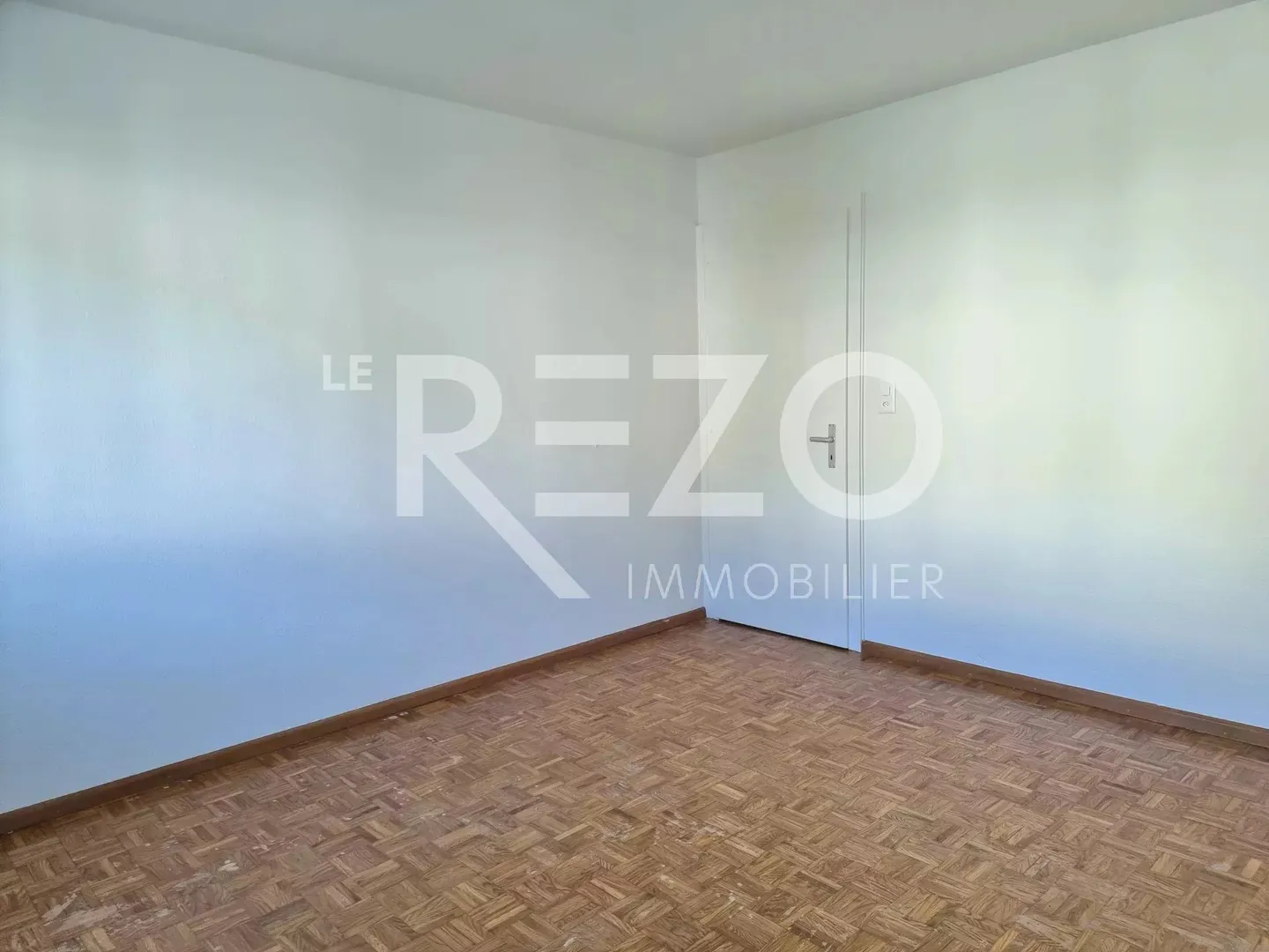 Real Estate Investment - 2.5 Rooms in Sierre - Photo 8 of 11