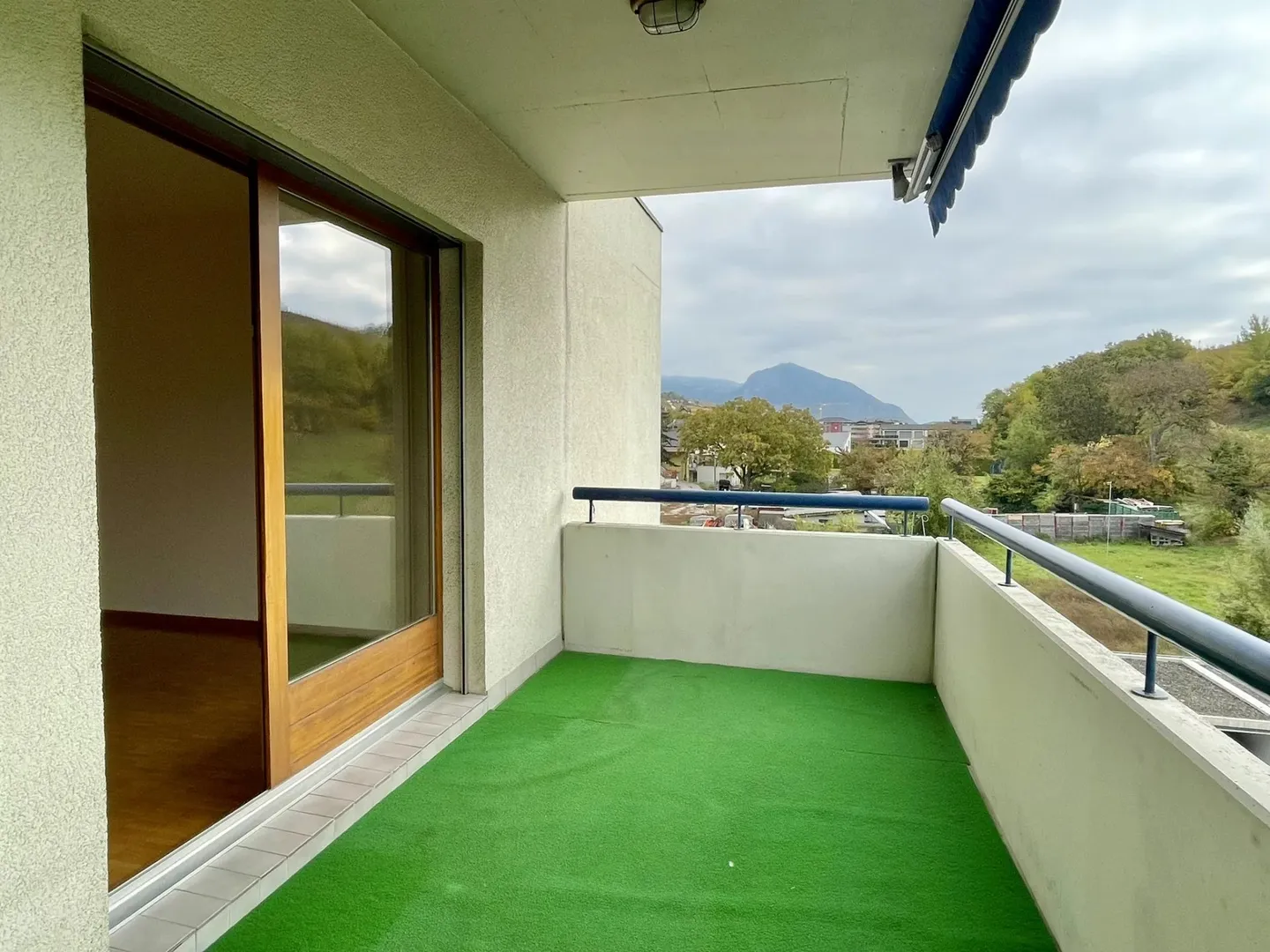 Location - Appartement Grimisuat - Photo 2 of 9