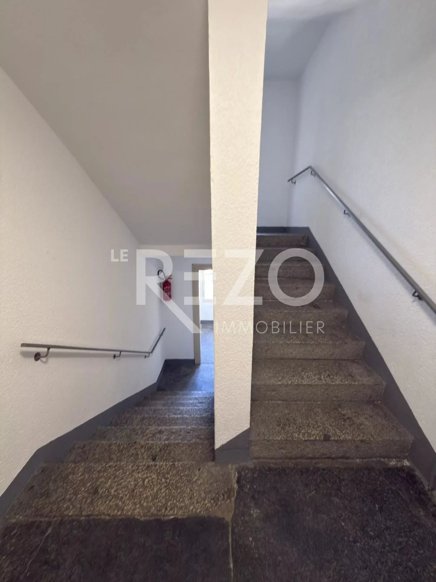 2.5-room apartment in the center of Chalais (3966). - Photo 4 of 11