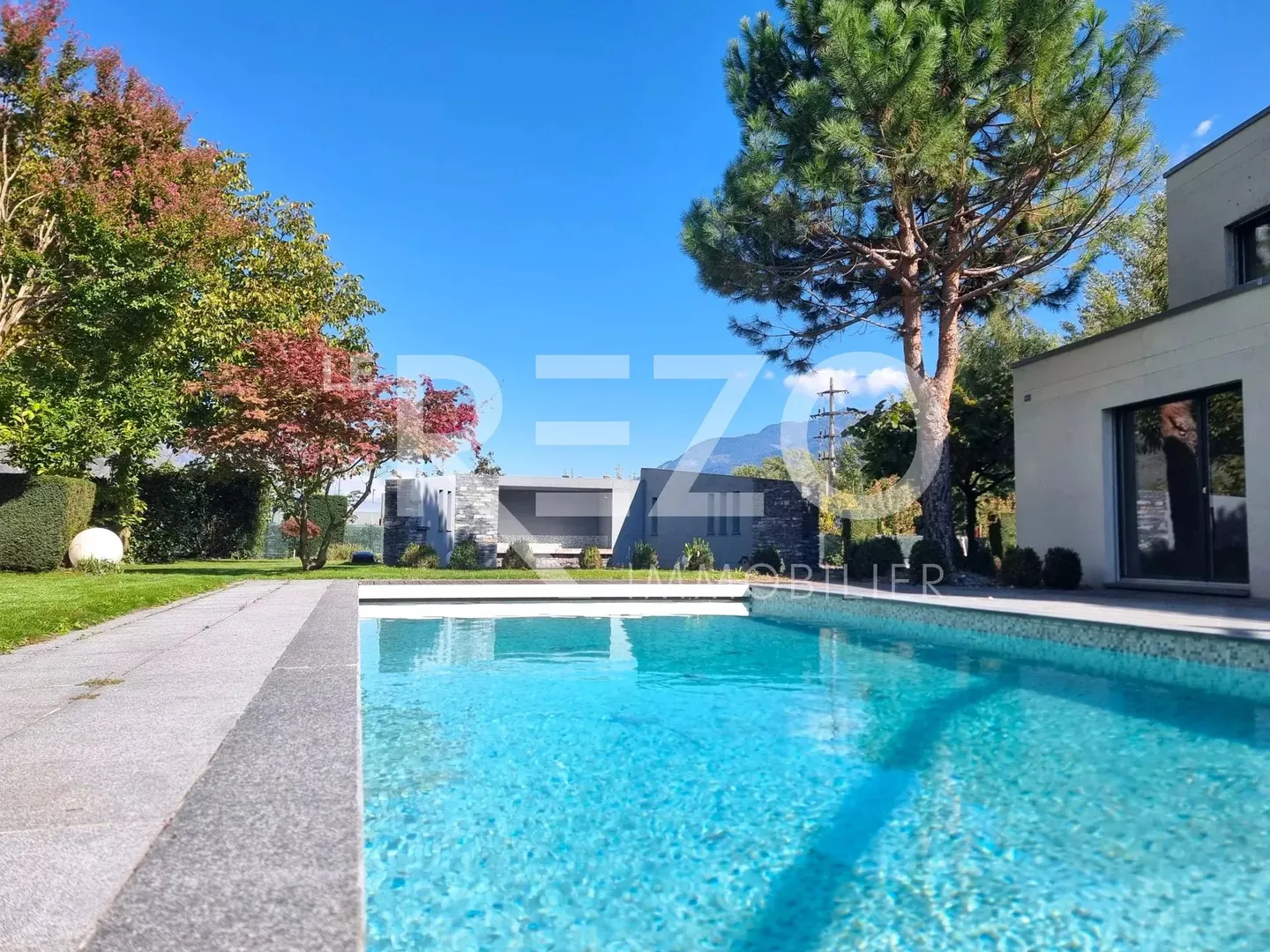 Villa progettata da un architetto con piscina e sauna - Fully - Foto 1 di 13