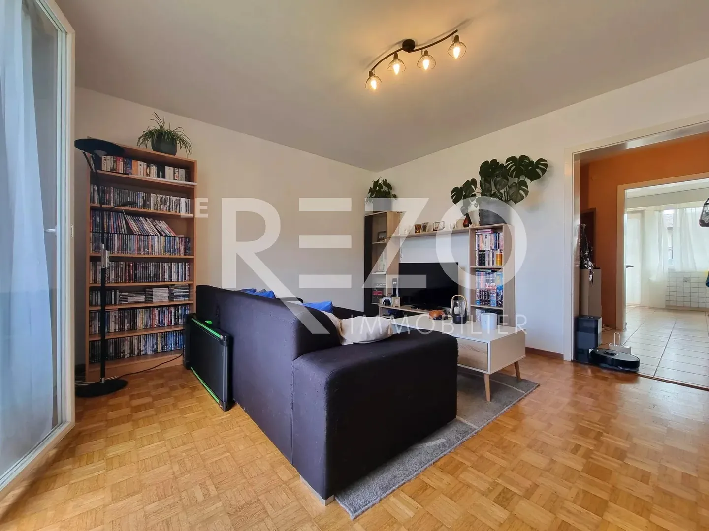 Renovated 3.5-room apartment - St-Pierre-de-Clages - Photo 2 of 13