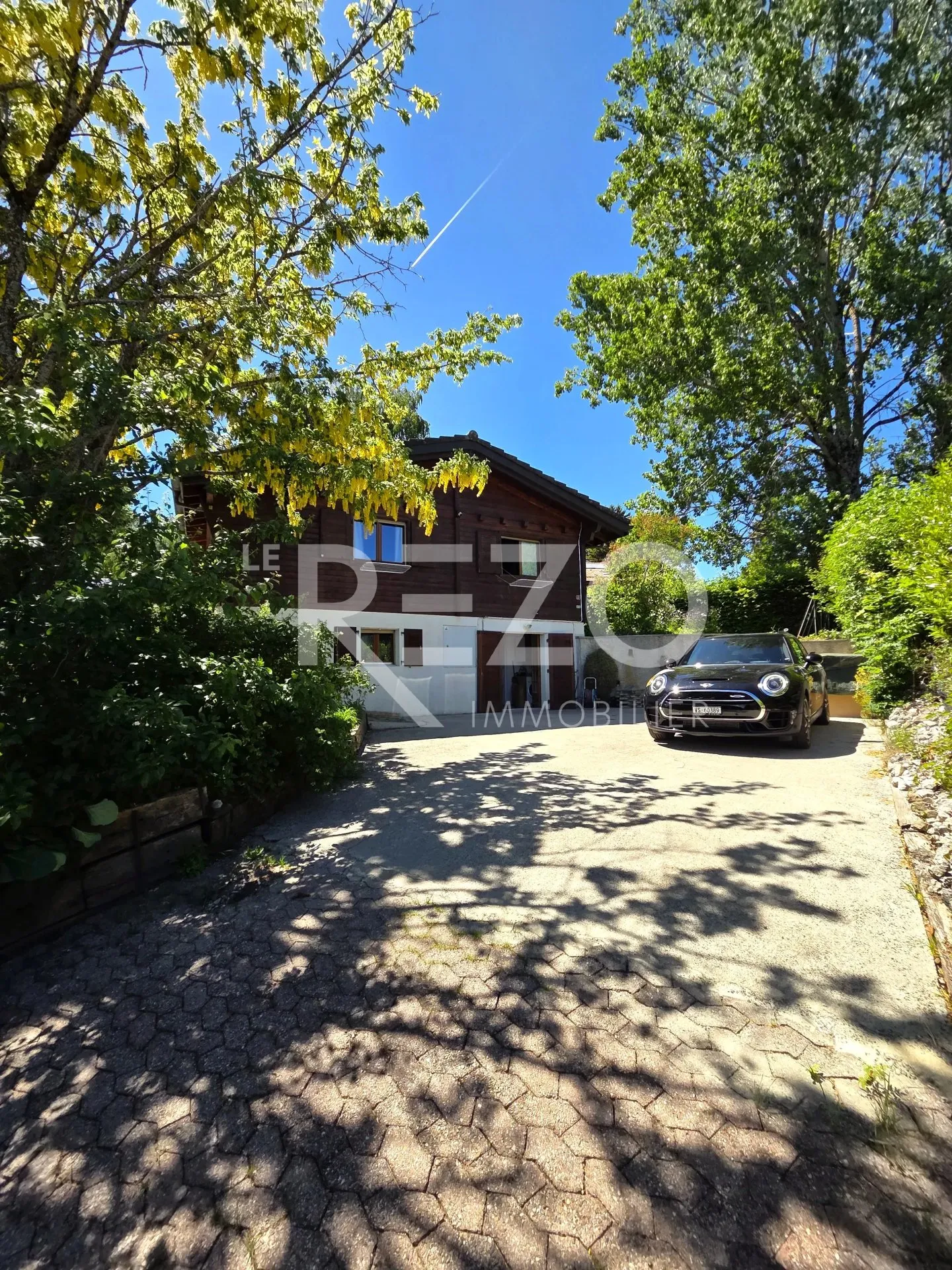 Chalet Charmant avec Vue sur le Lac - Photo 6 sur 13