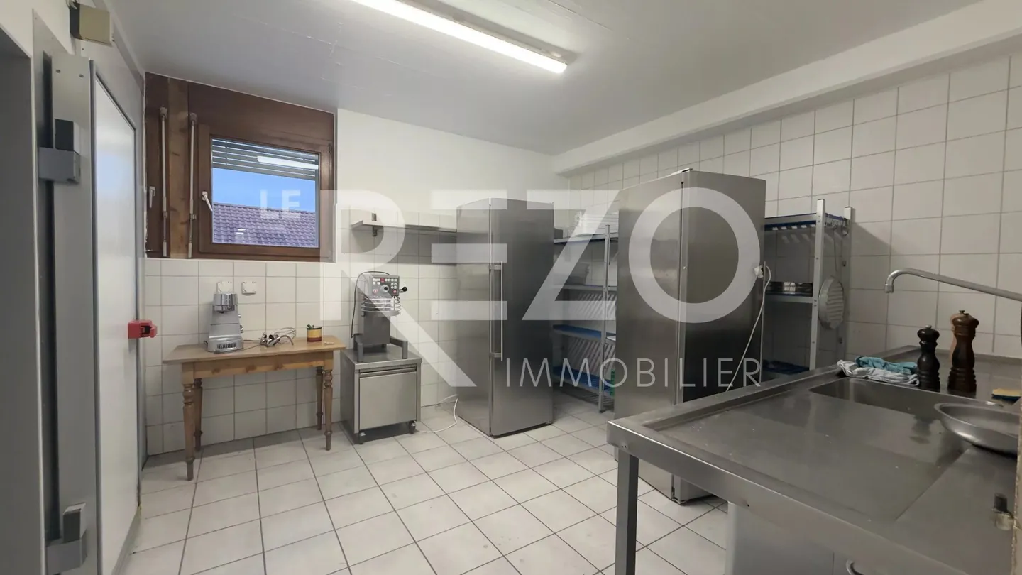 Espace Commercial à Fort Potentiel - Photo 8 sur 13