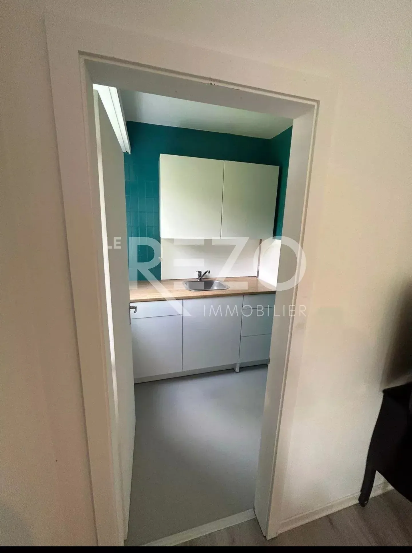 Attic Studio - with a view - Photo 3 of 4