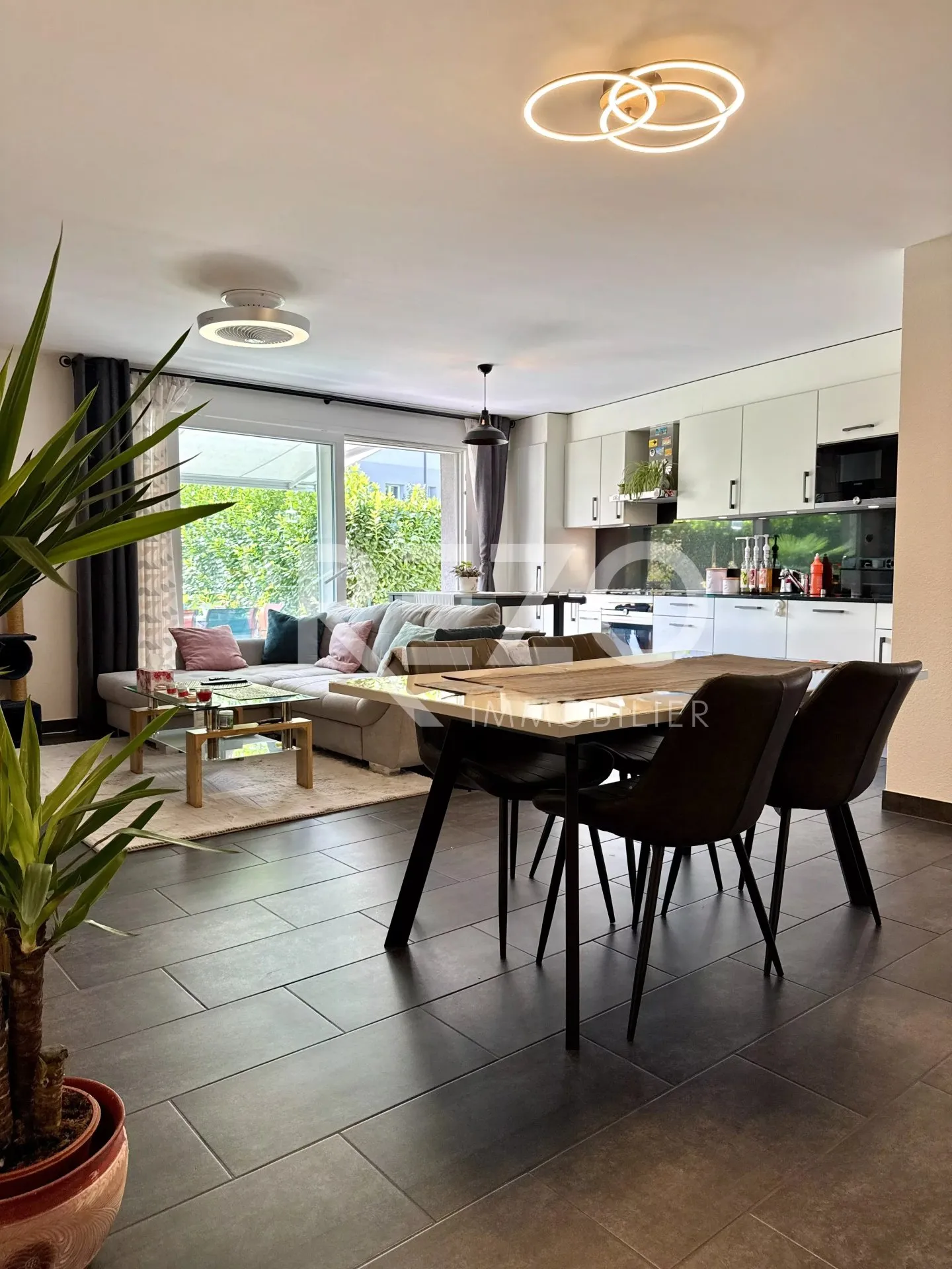 Appartamento confortevole di 3,5 locali con giardino. Vétroz, VS. - Foto 6 di 13