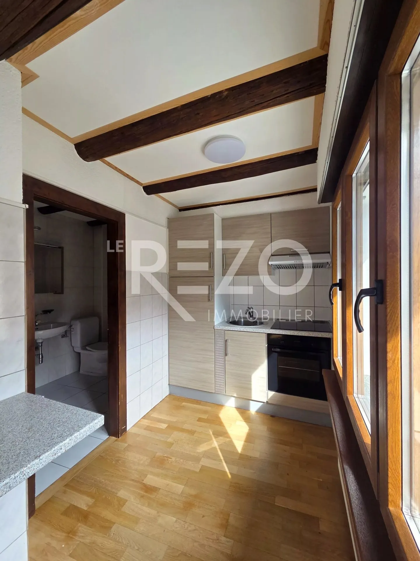 Appartement 2,5 pièces en duplex - Photo 7 of 8