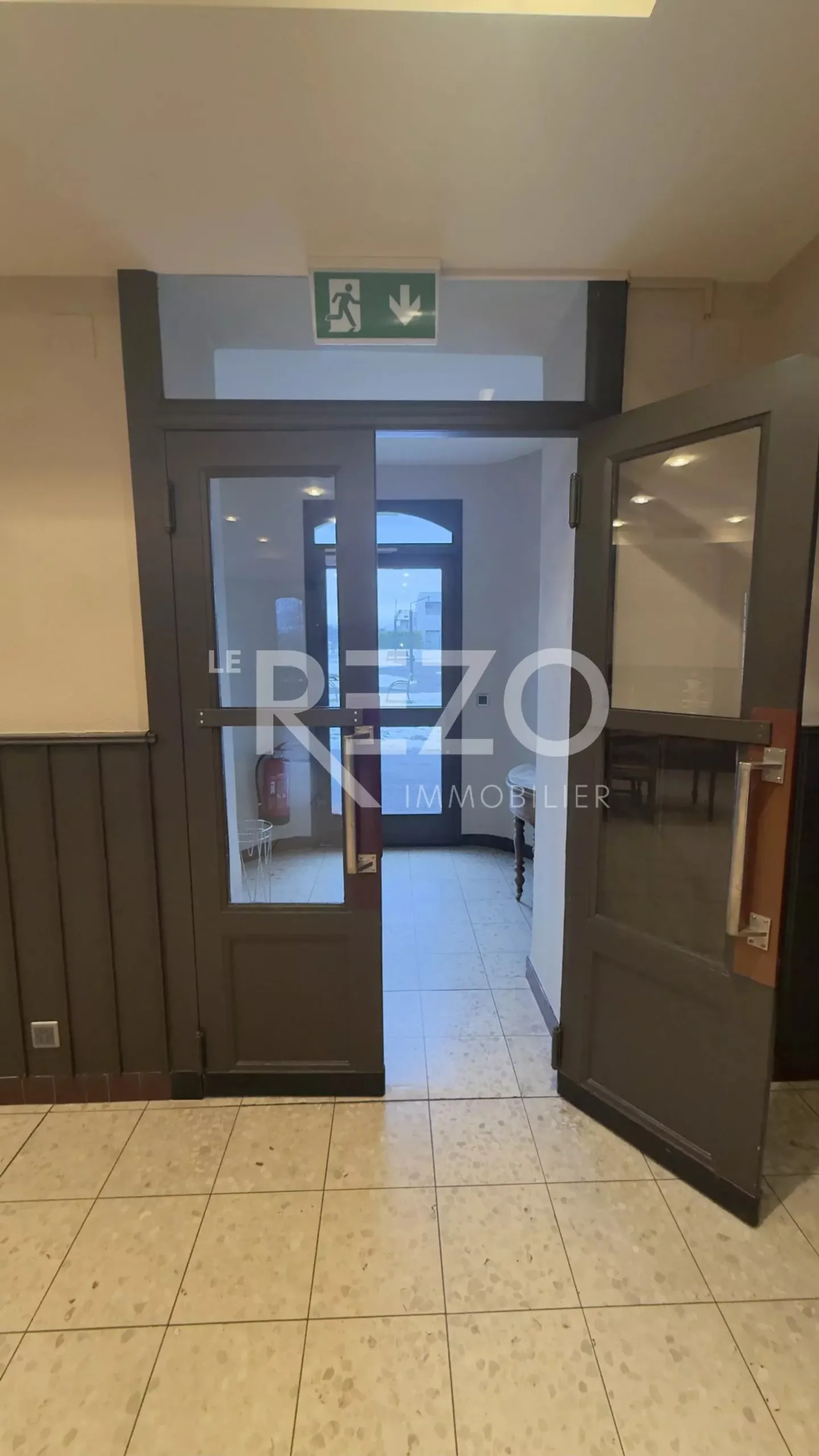 Espace Commercial à Fort Potentiel - Photo 3 sur 7