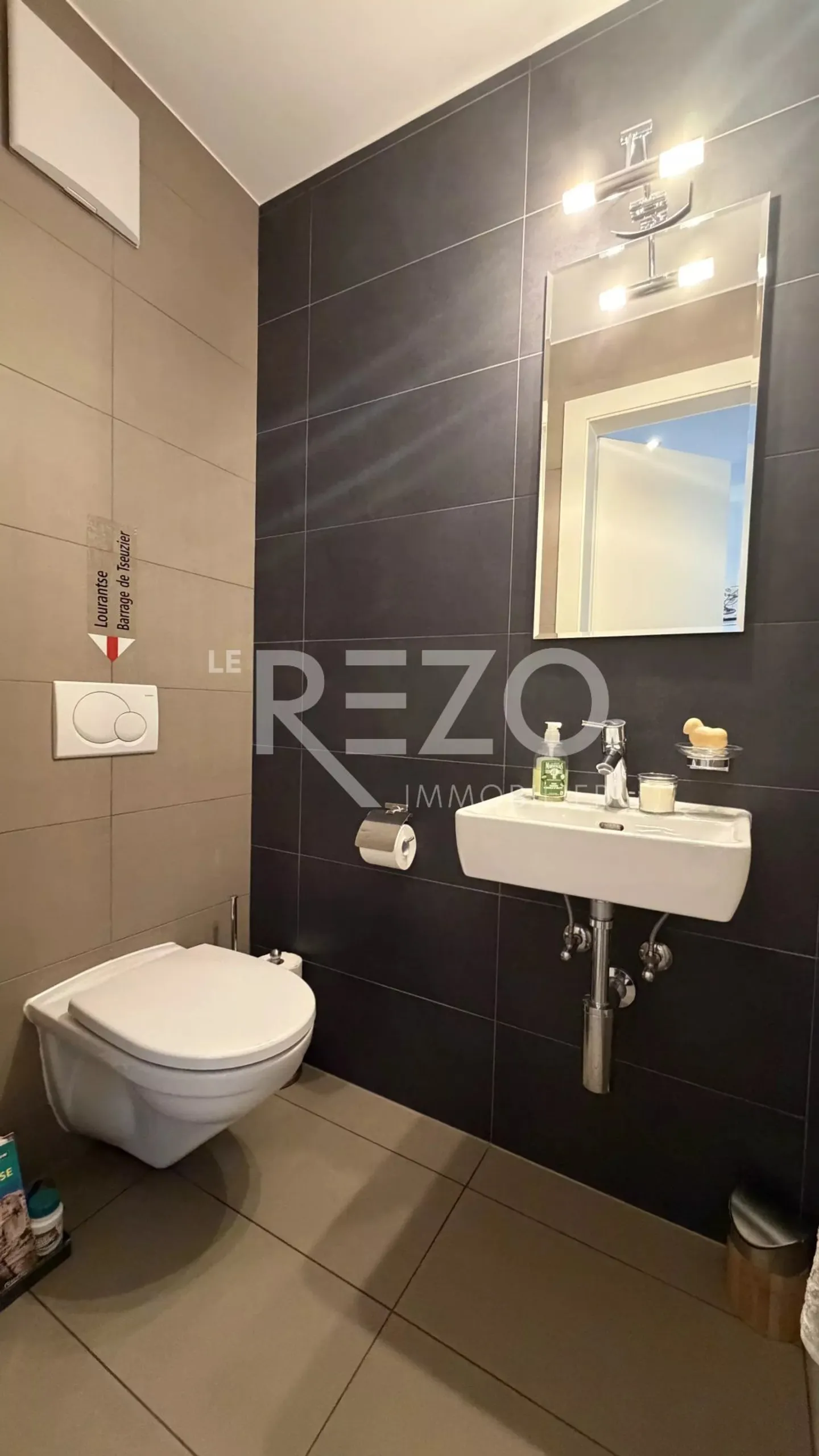 App. de 3,5 pces avec une une magnifique vue ! - Foto 8 von 12