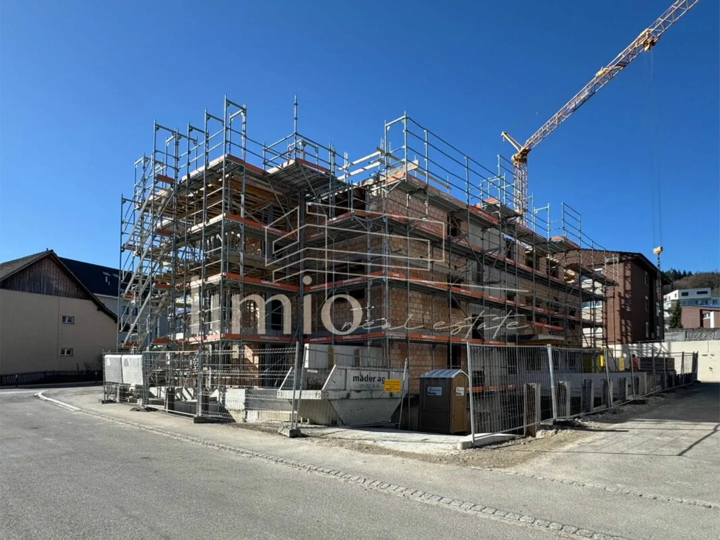 Appartamento nuovo 3.5 locali con balcone al 1° piano - Modelli di pagamento flessibili possibili - Affitto con riscatto - Foto 7 di 8