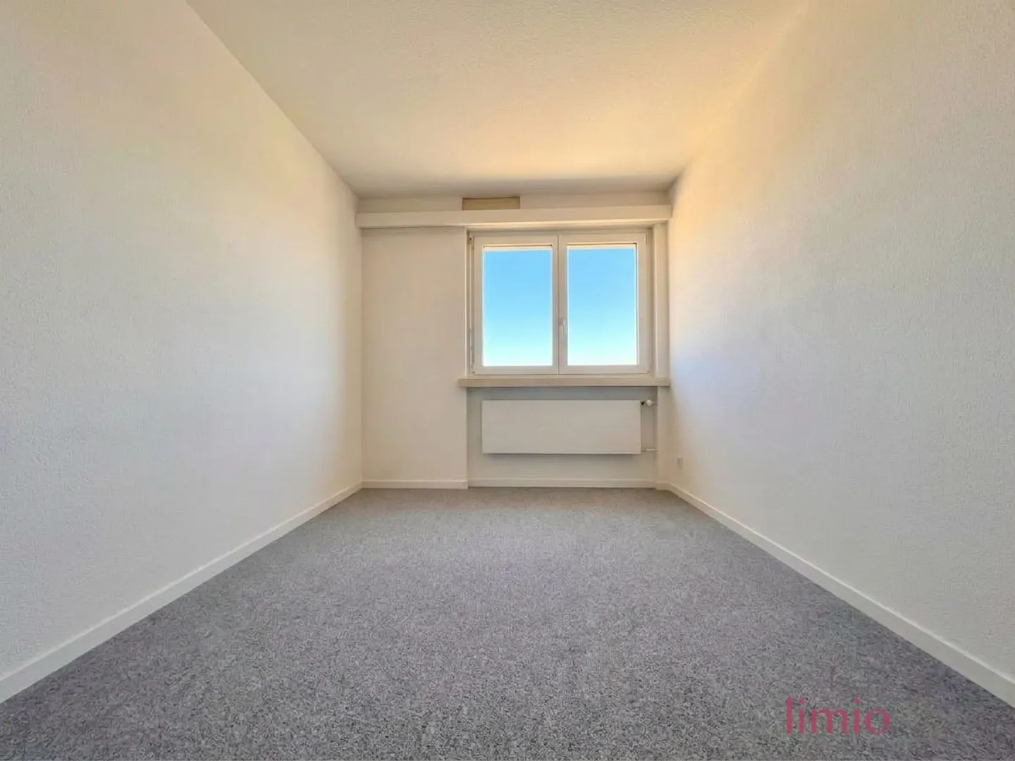 Bright, renovated 4.5-room apartment with SW balcony in Frauenfeld for rent - Photo 9 of 12