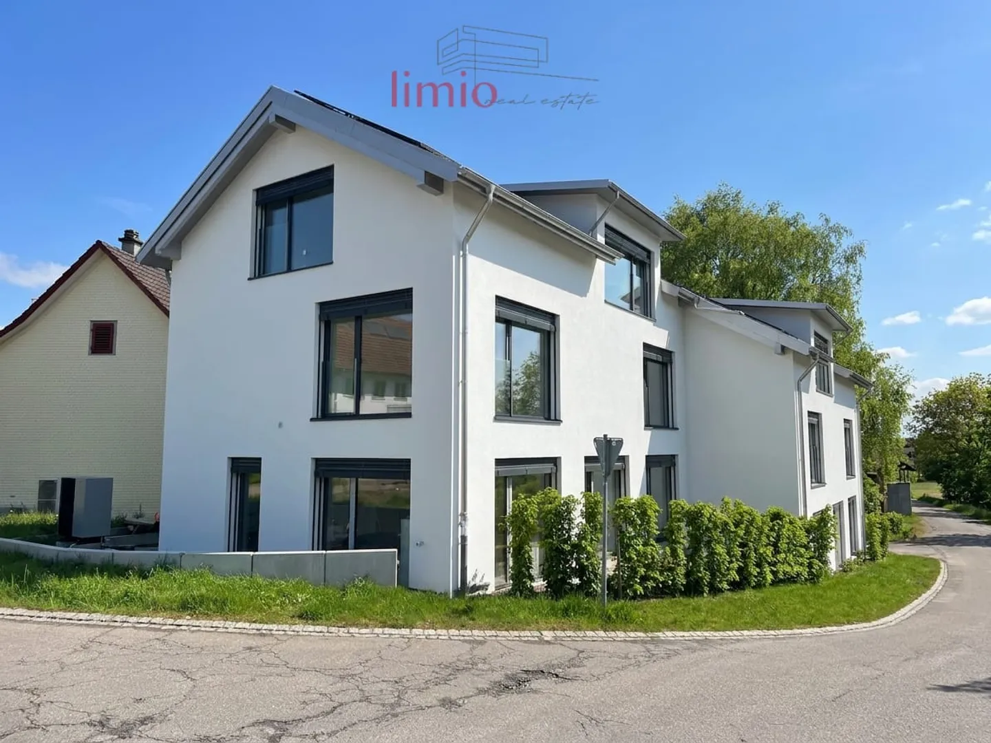 Geräumiges Familienhaus in Amlikon - Foto 3 von 13